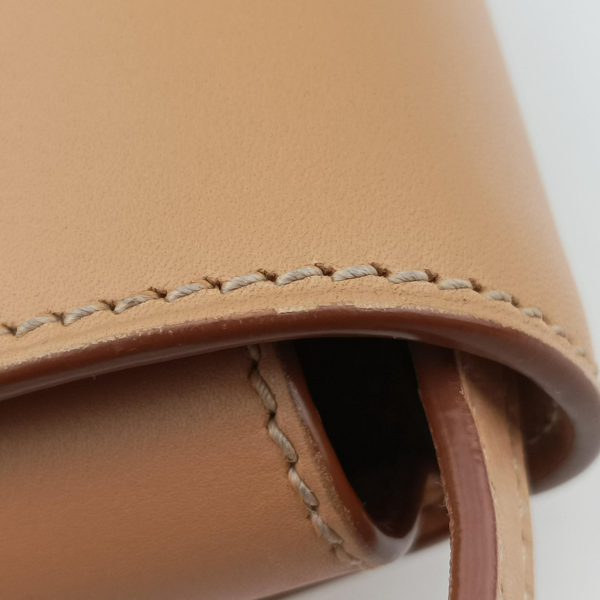 Secondhand Yves Saint Laurent KAIA Beige Leather 619740 shoulderbag | stylenewstar