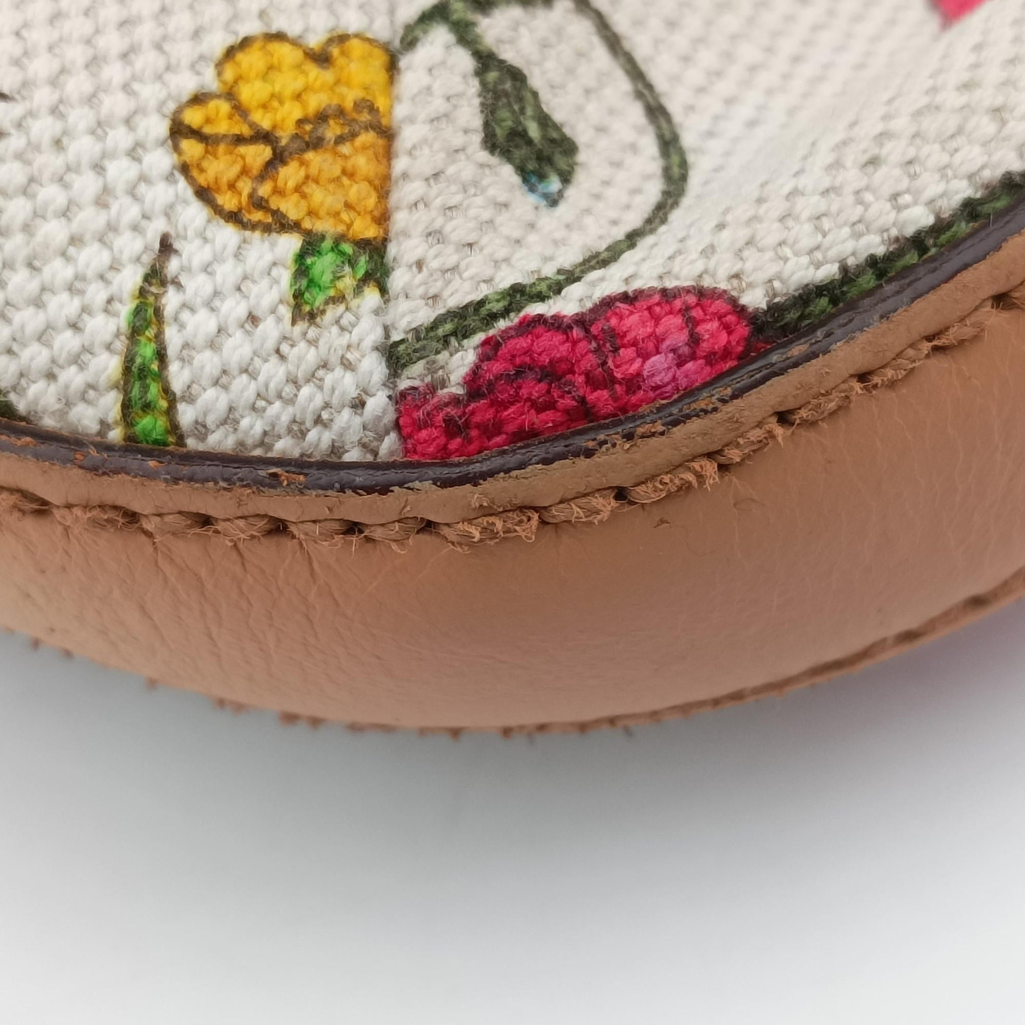Pre-owned Gucci Horsebit Hobo Ivory×Pink×Multicolor canvas×leather 137388 shoulderbag | stylenewstar