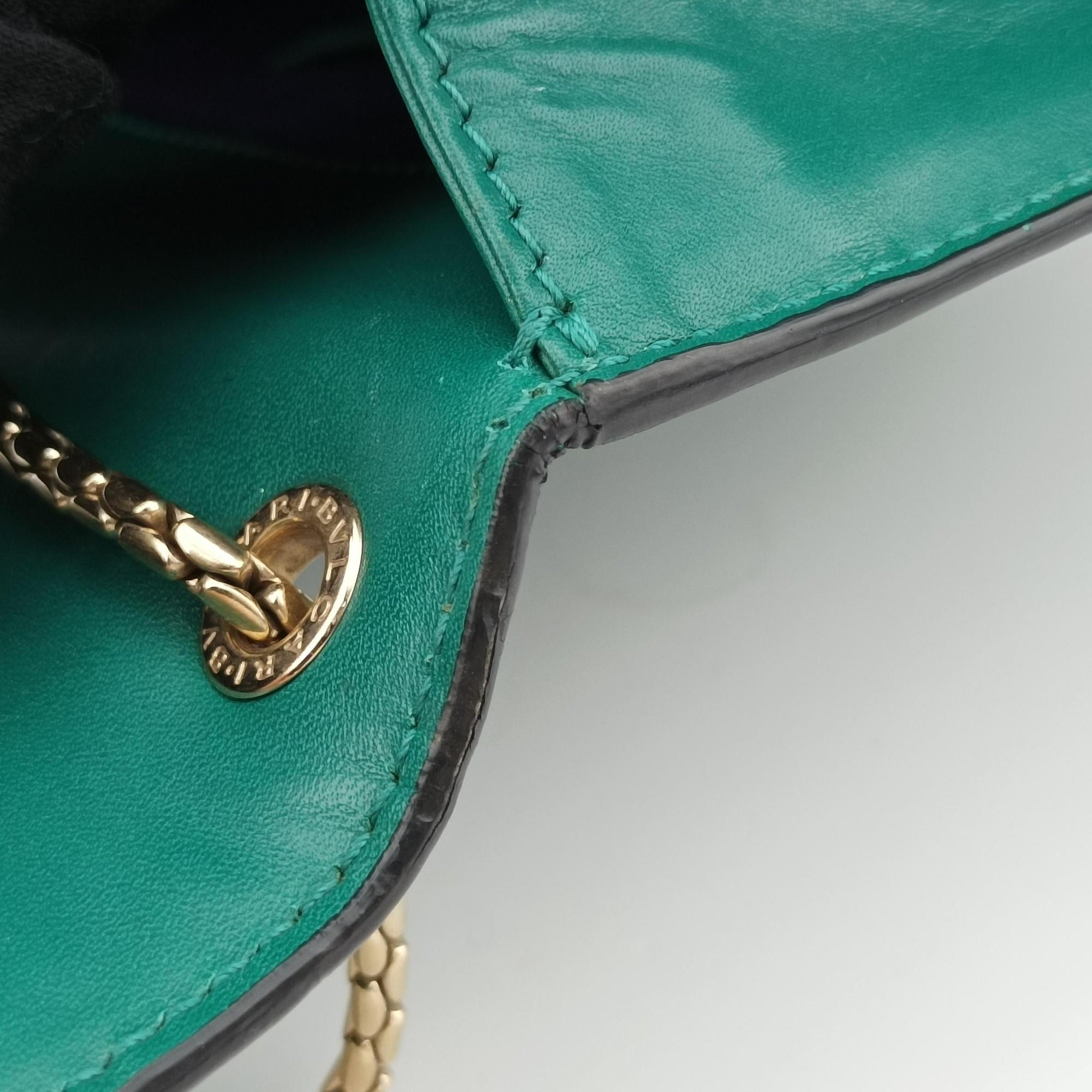Pre-owned Bvlgari Serpenti Forever Green leather  shoulderbag | stylenewstar