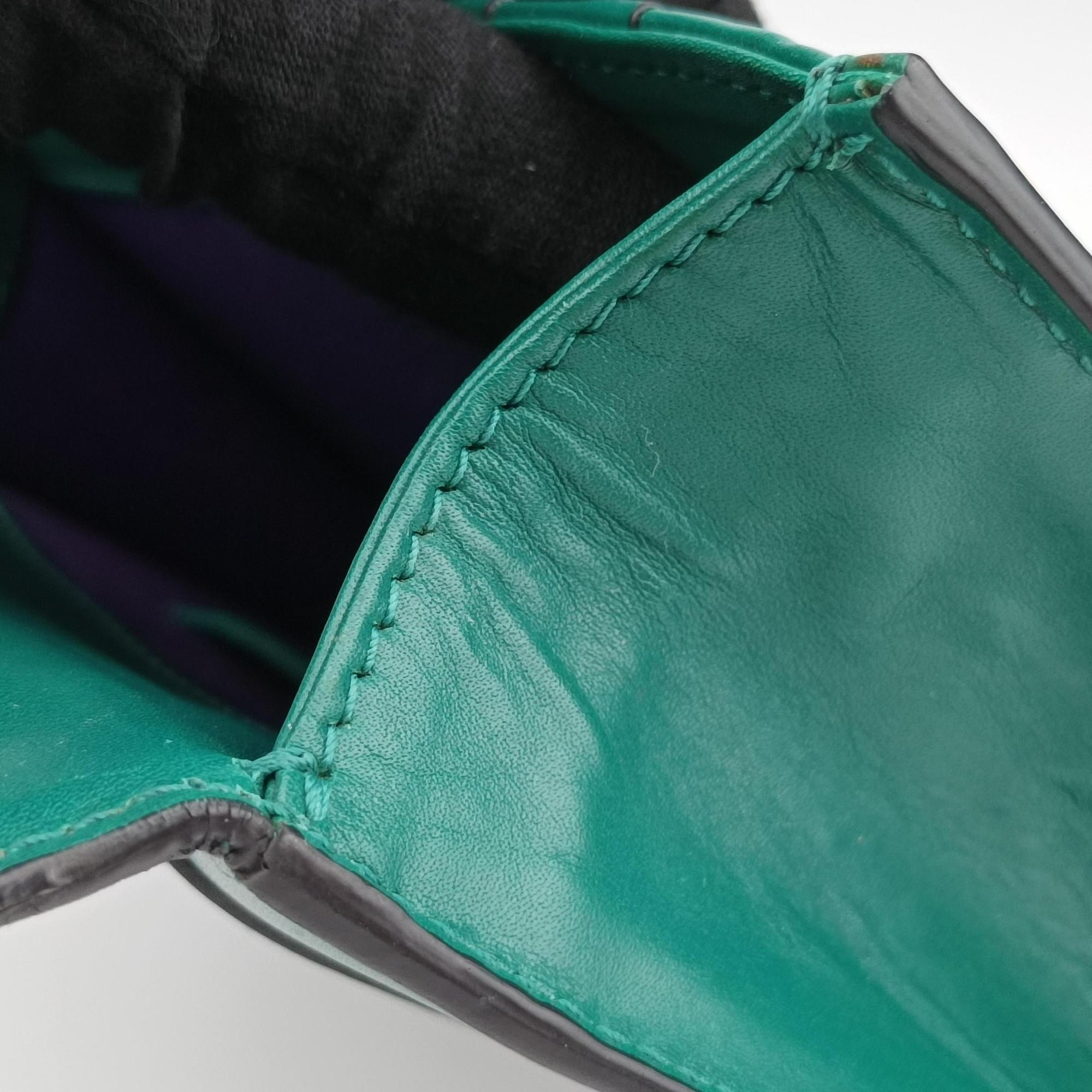 Pre-owned Bvlgari Serpenti Forever Green leather  shoulderbag | stylenewstar