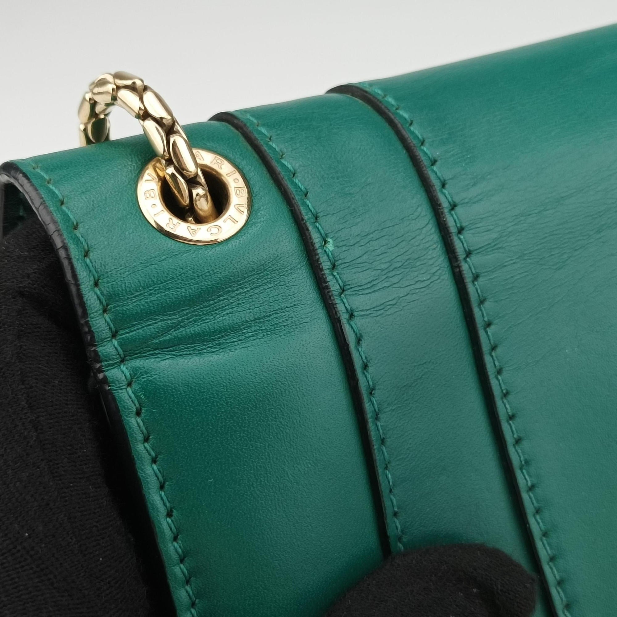 Pre-owned Bvlgari Serpenti Forever Green leather  shoulderbag | stylenewstar