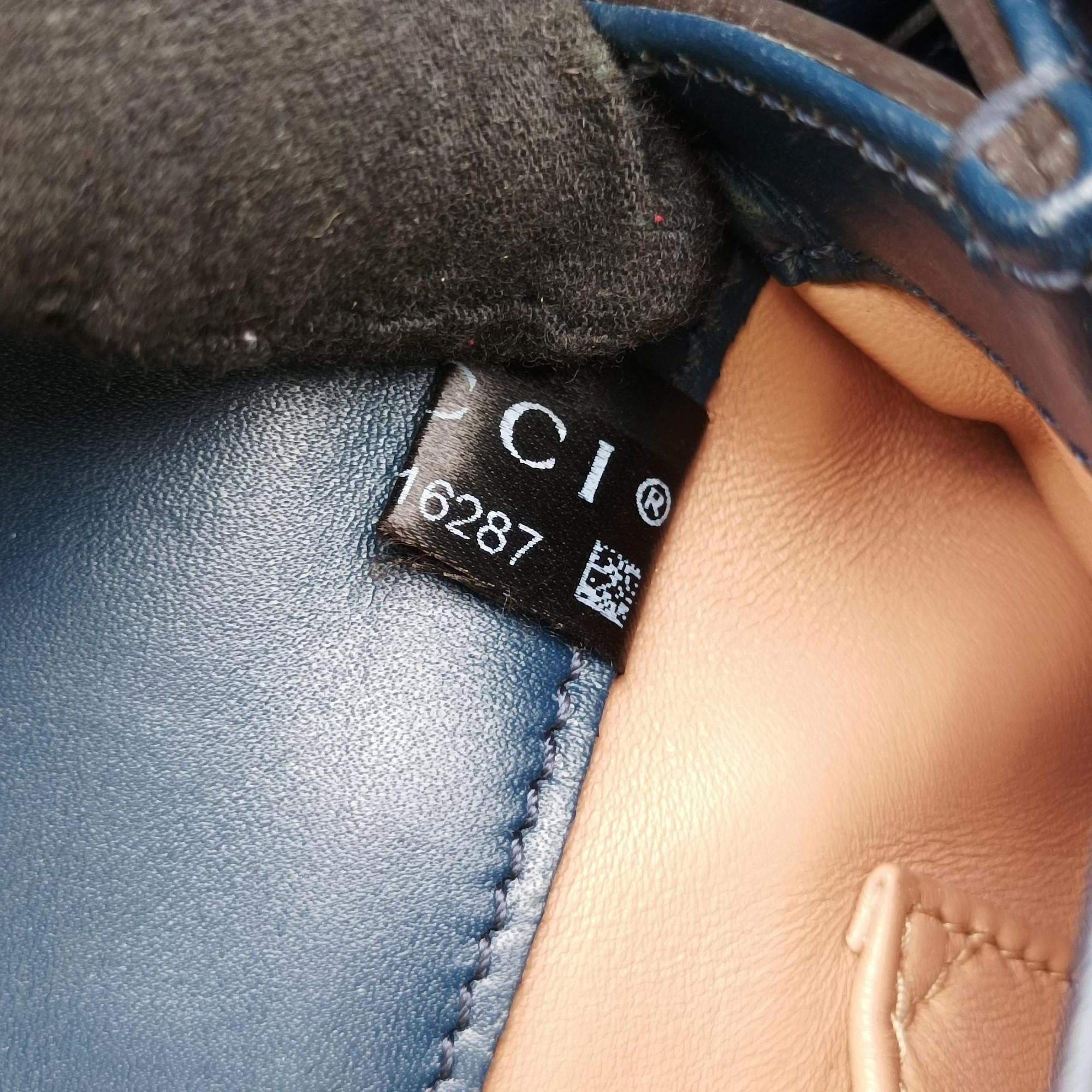 Pre-owned Gucci Queen Margaret Navy Leather 453778 shoulderbag | stylenewstar
