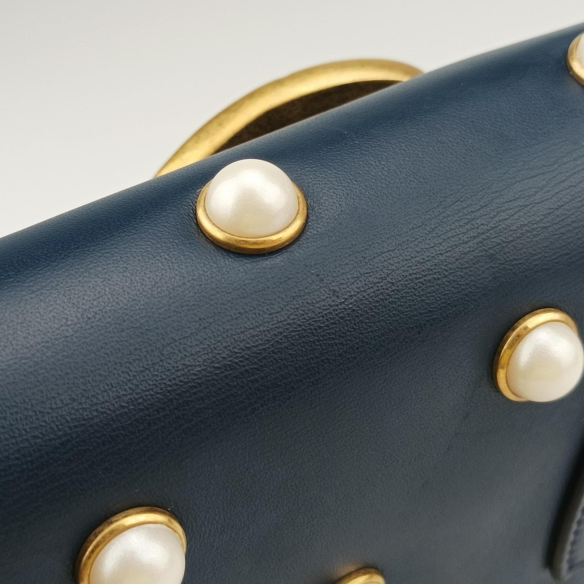 Pre-owned Gucci Queen Margaret Navy Leather 453778 shoulderbag | stylenewstar