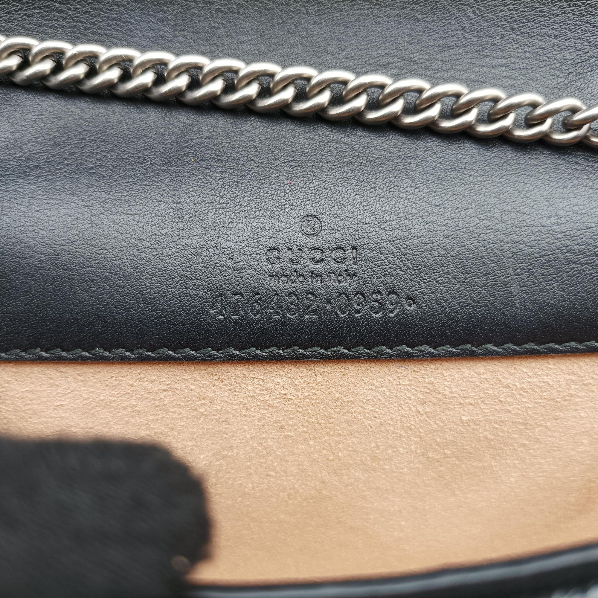 Vintage Gucci Dionysus Navy velour 476432 shoulderbag | stylenewstar