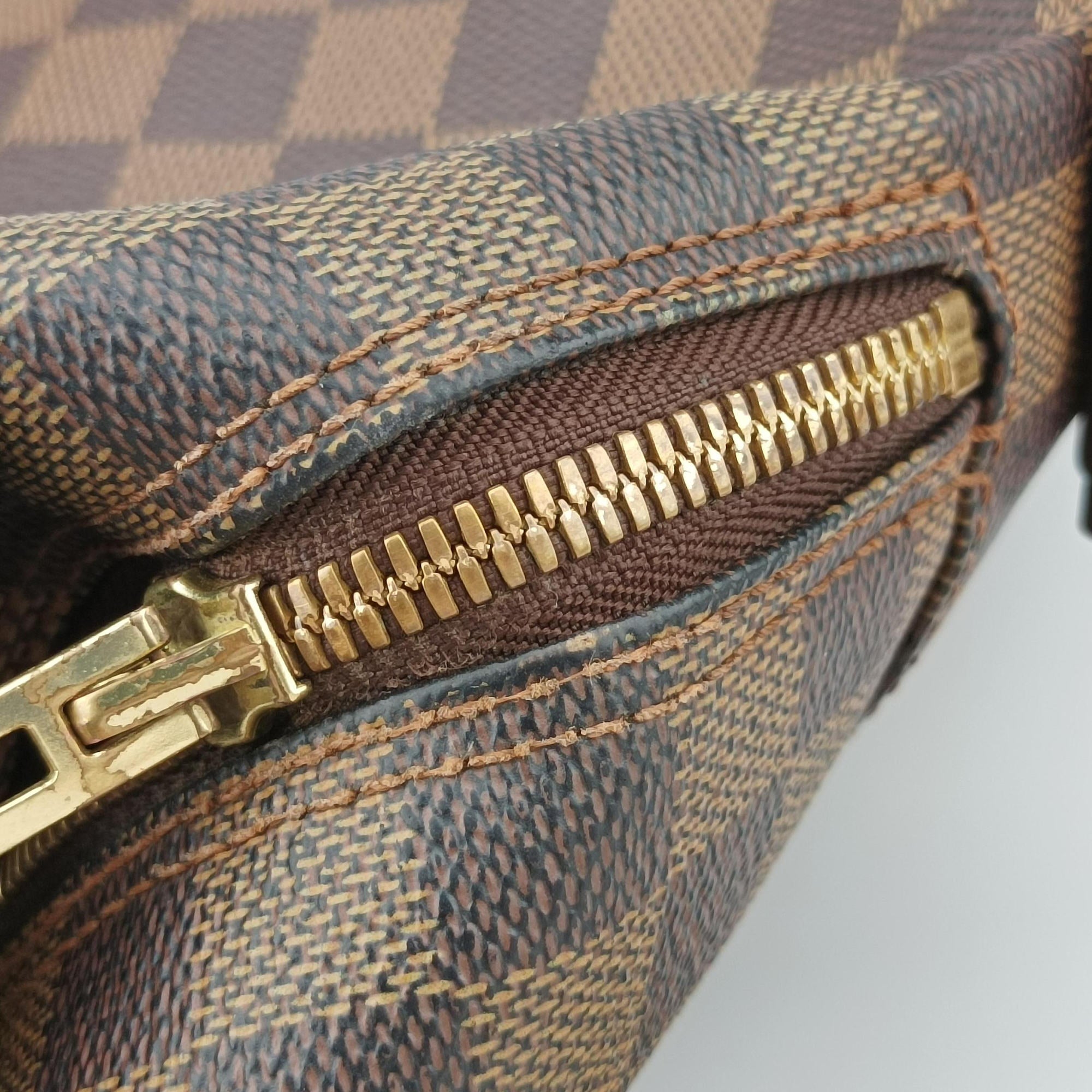 Pre-owned Louis Vuitton OLAV MM EBENE Damier Canvas N41441 shoulderbag | stylenewstar