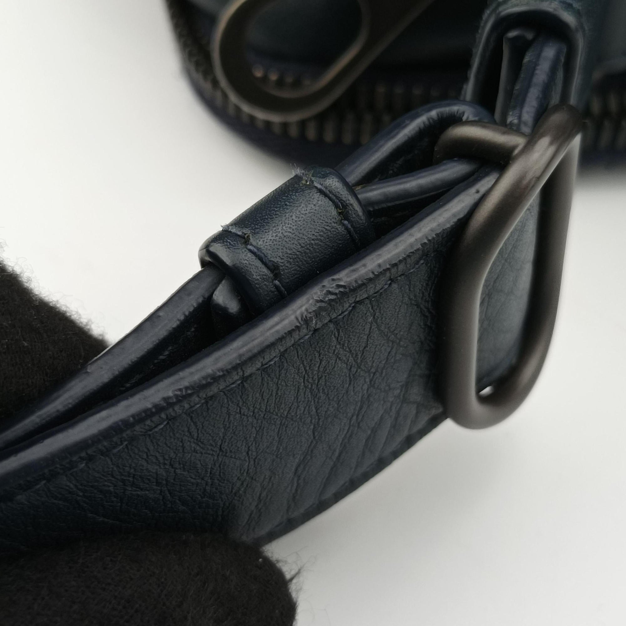 Pre-owned Bottega Veneta Intrecciato Navy lambskin  shoulderbag | stylenewstar