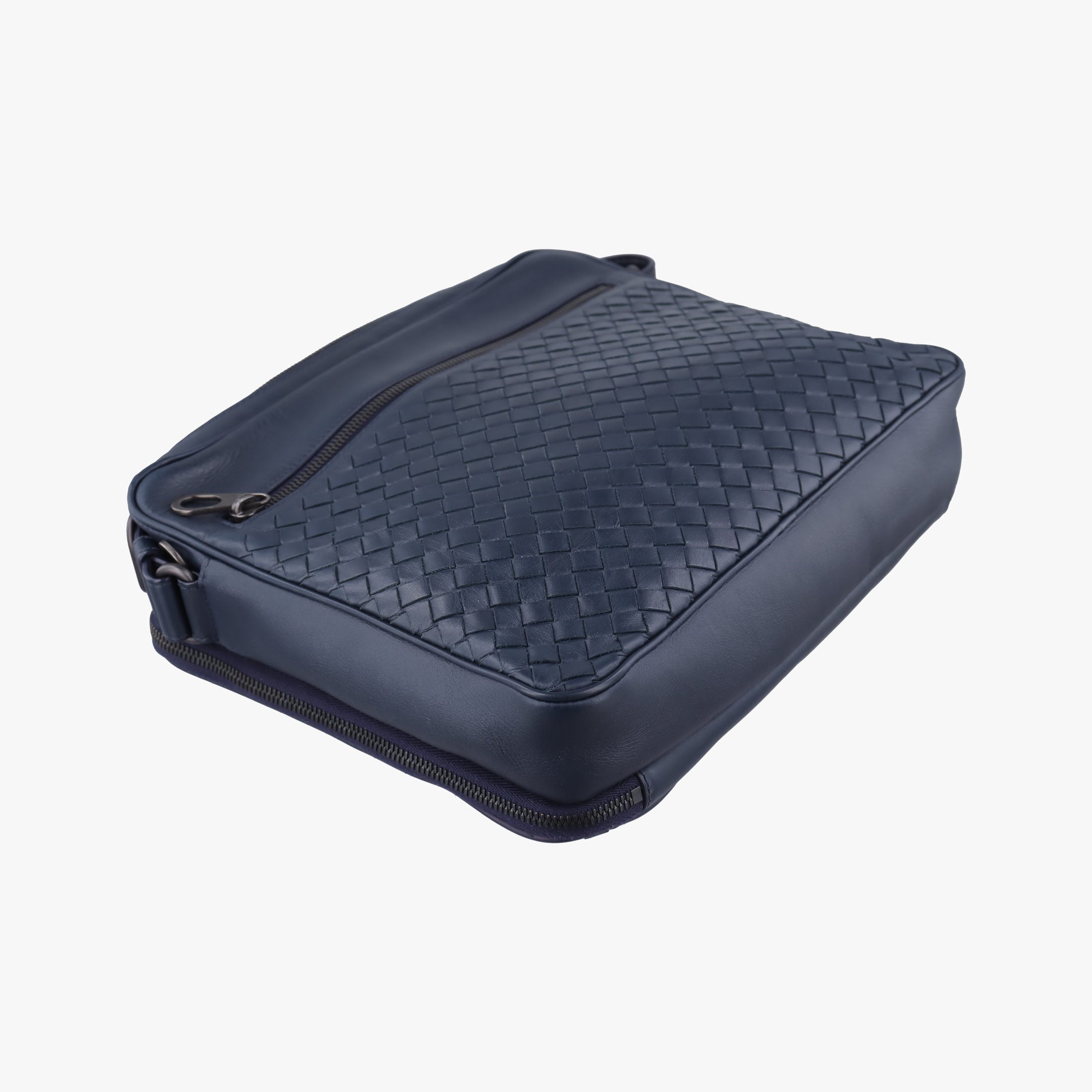 Pre-owned Bottega Veneta Intrecciato Navy lambskin  shoulderbag | stylenewstar