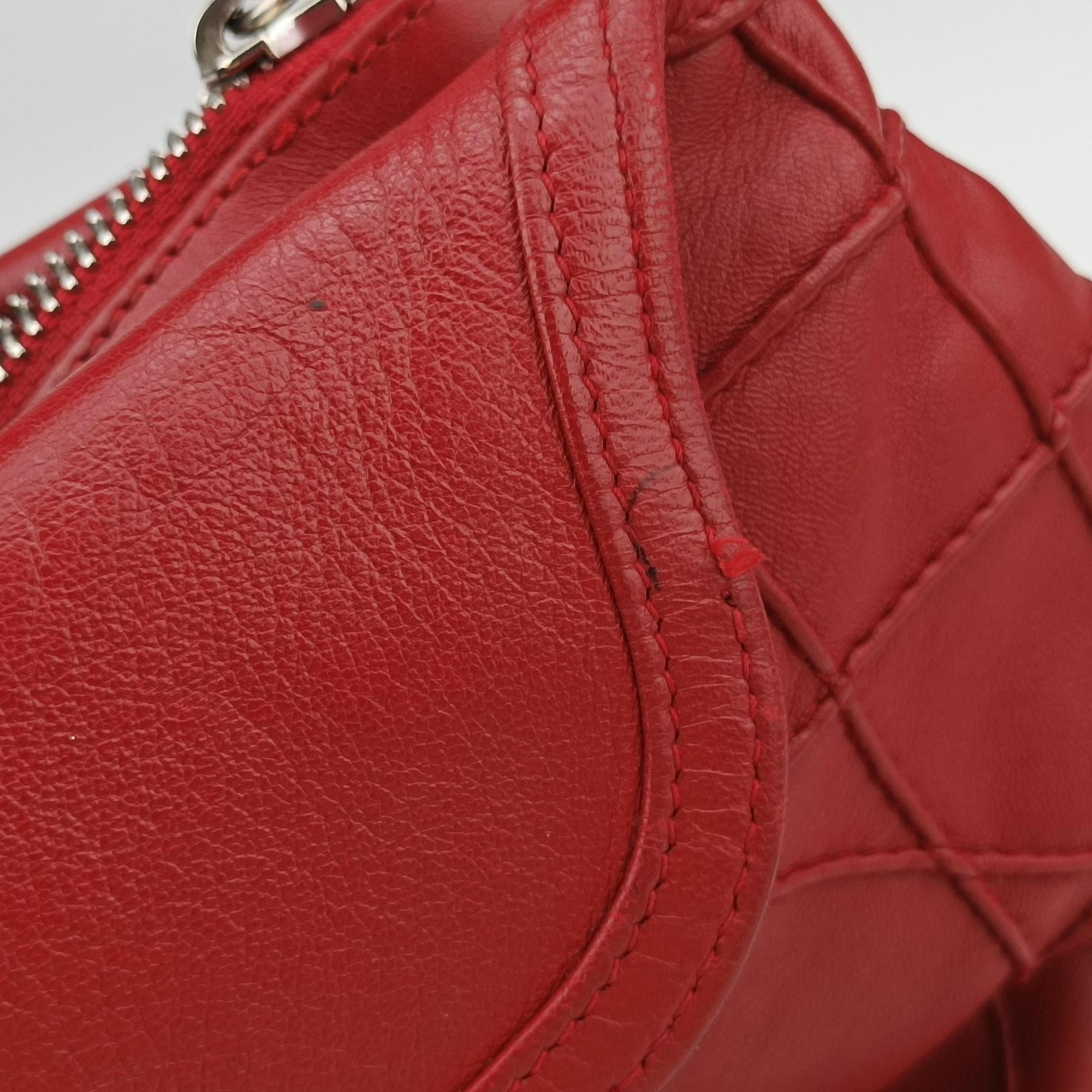 Pre-owned Christian Dior Granville Red lambskin  shoulderbag | stylenewstar
