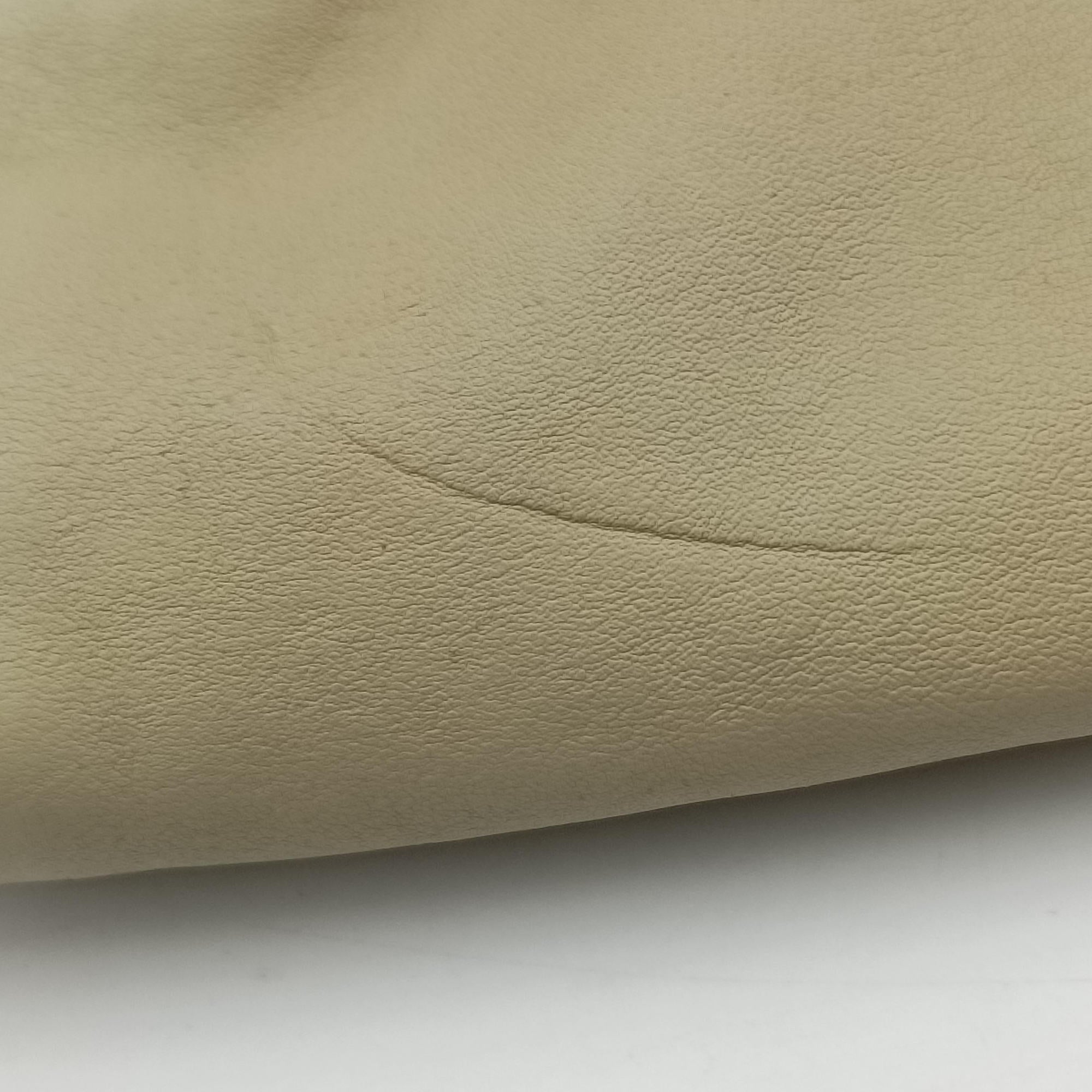 Pre-owned Christian Dior Gypsy Beige  Lambskin  handbag | stylenewstar