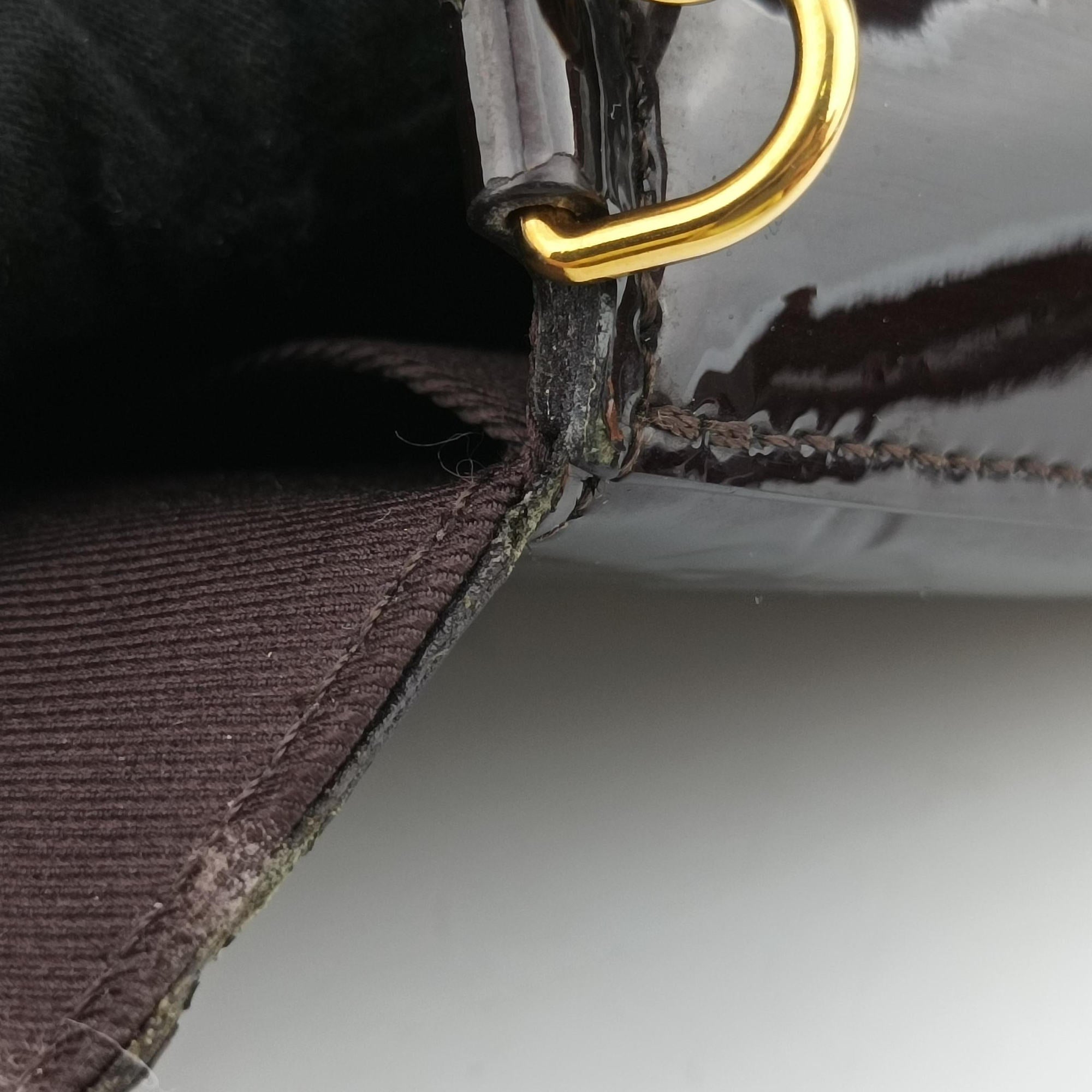 Secondhand Louis Vuitton Pochette Felice Amarante Vernis M61267 shoulderbag | stylenewstar