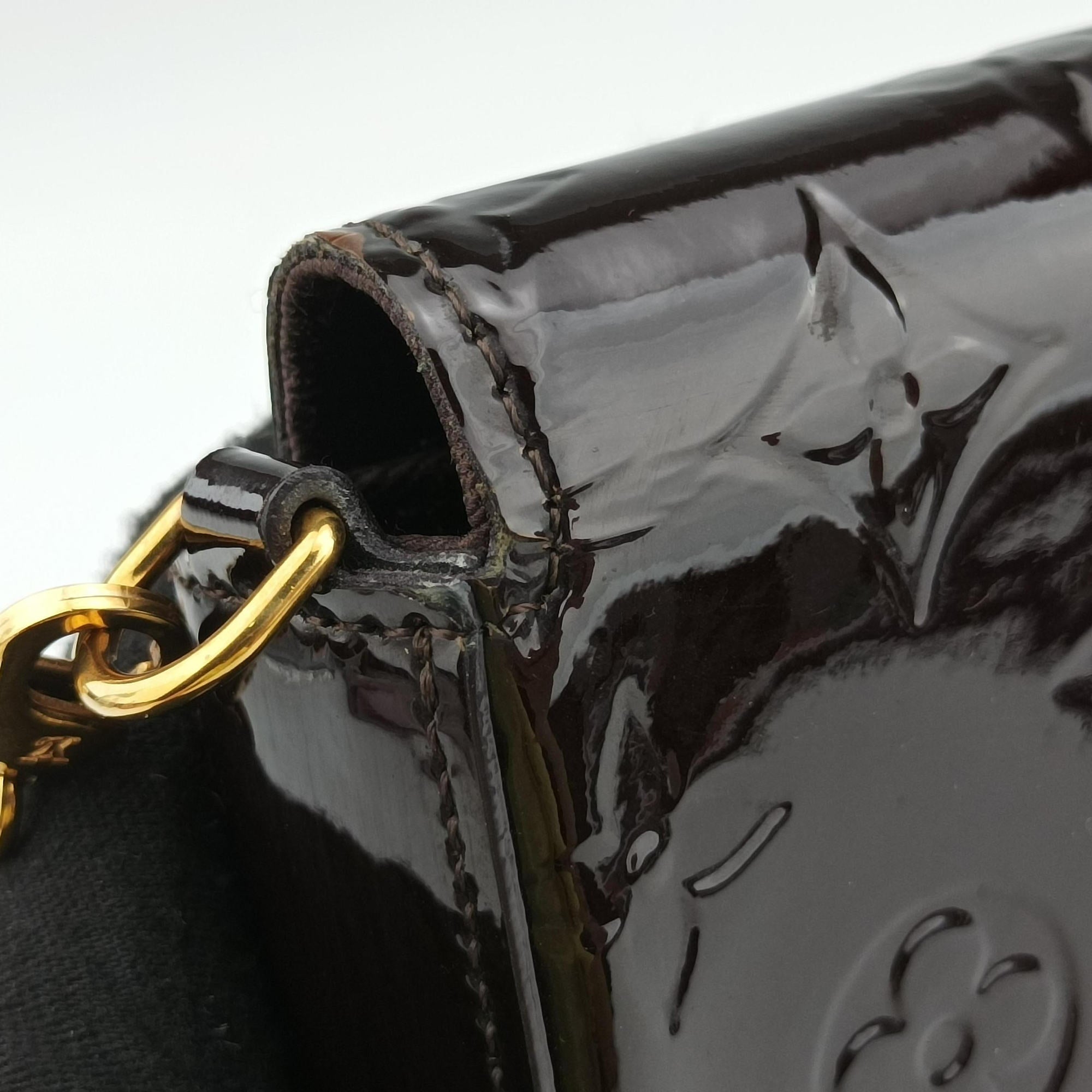Secondhand Louis Vuitton Pochette Felice Amarante Vernis M61267 shoulderbag | stylenewstar