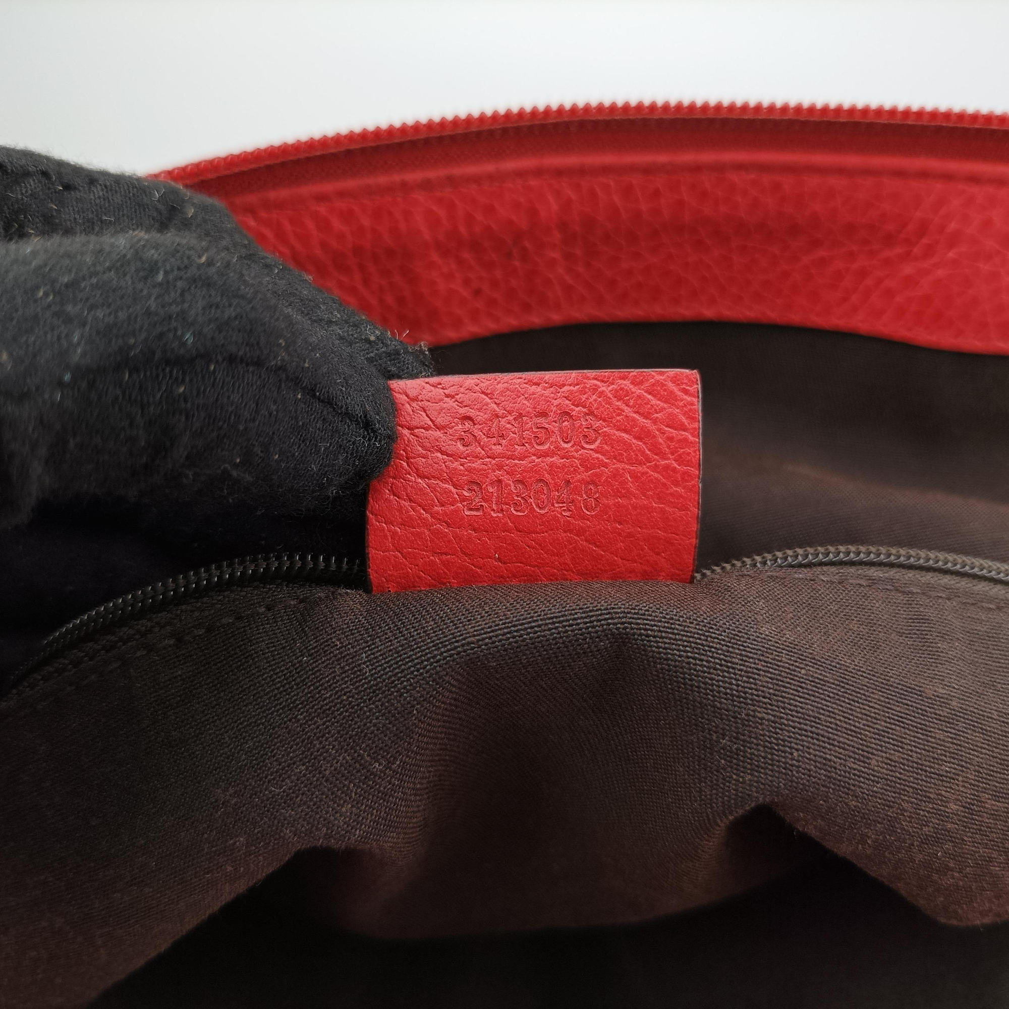 Pre-owned Gucci charm dome Red Leather 341503 shoulderbag | stylenewstar
