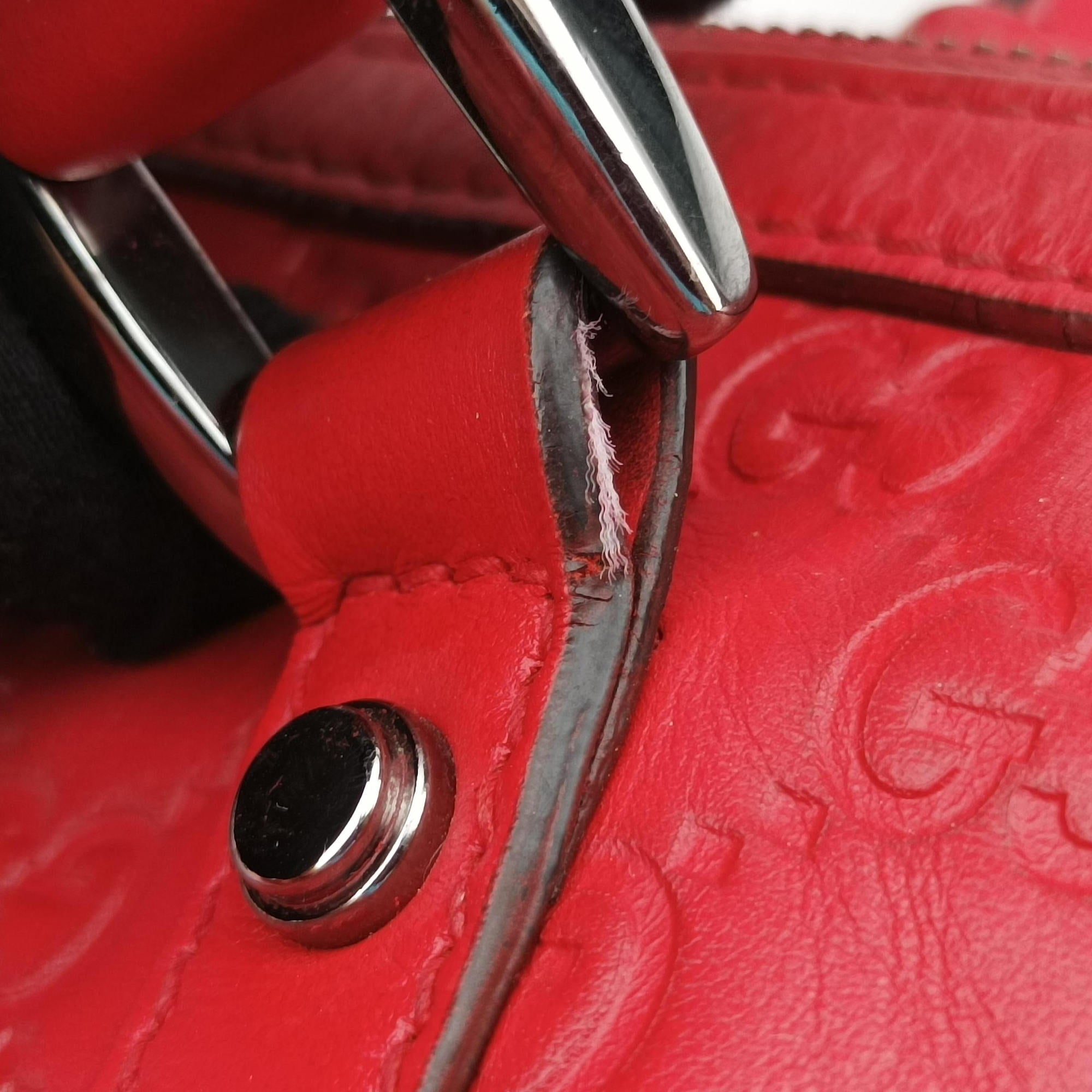 Pre-owned Gucci GG Charm Top Handle Red Leather 339551 shoulderbag | stylenewstar