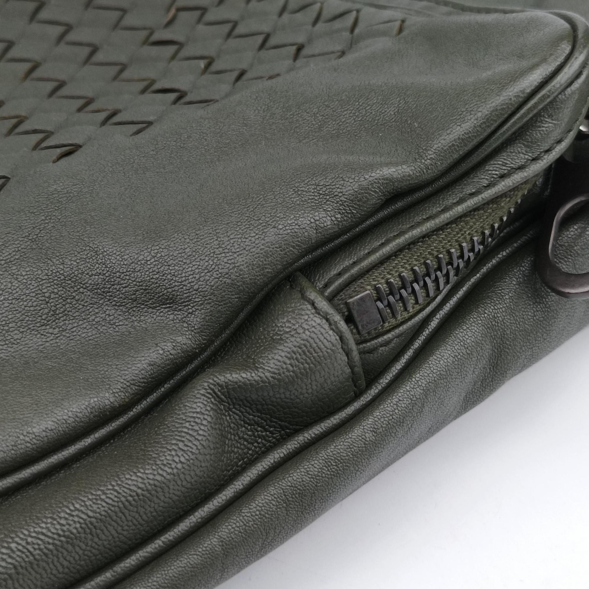 Vintage Bottega Veneta Intrecciato Green lambskin  shoulderbag | stylenewstar