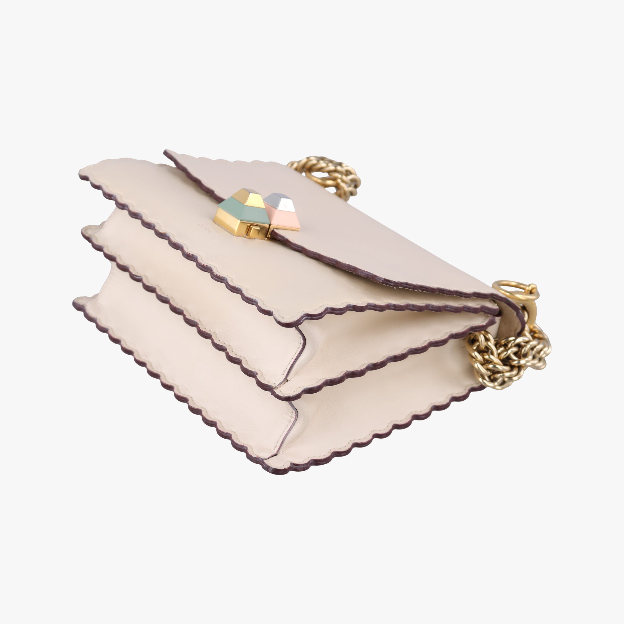 Pre-owned Fendi Kan I beige Leather 8M0381 shoulderbag | stylenewstar