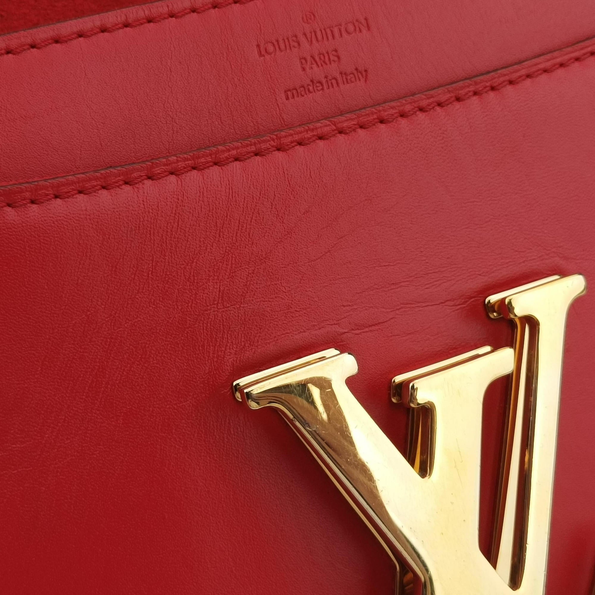 Secondhand Louis Vuitton Pochette Louise GM Red leather M94647 shoulderbag | stylenewstar