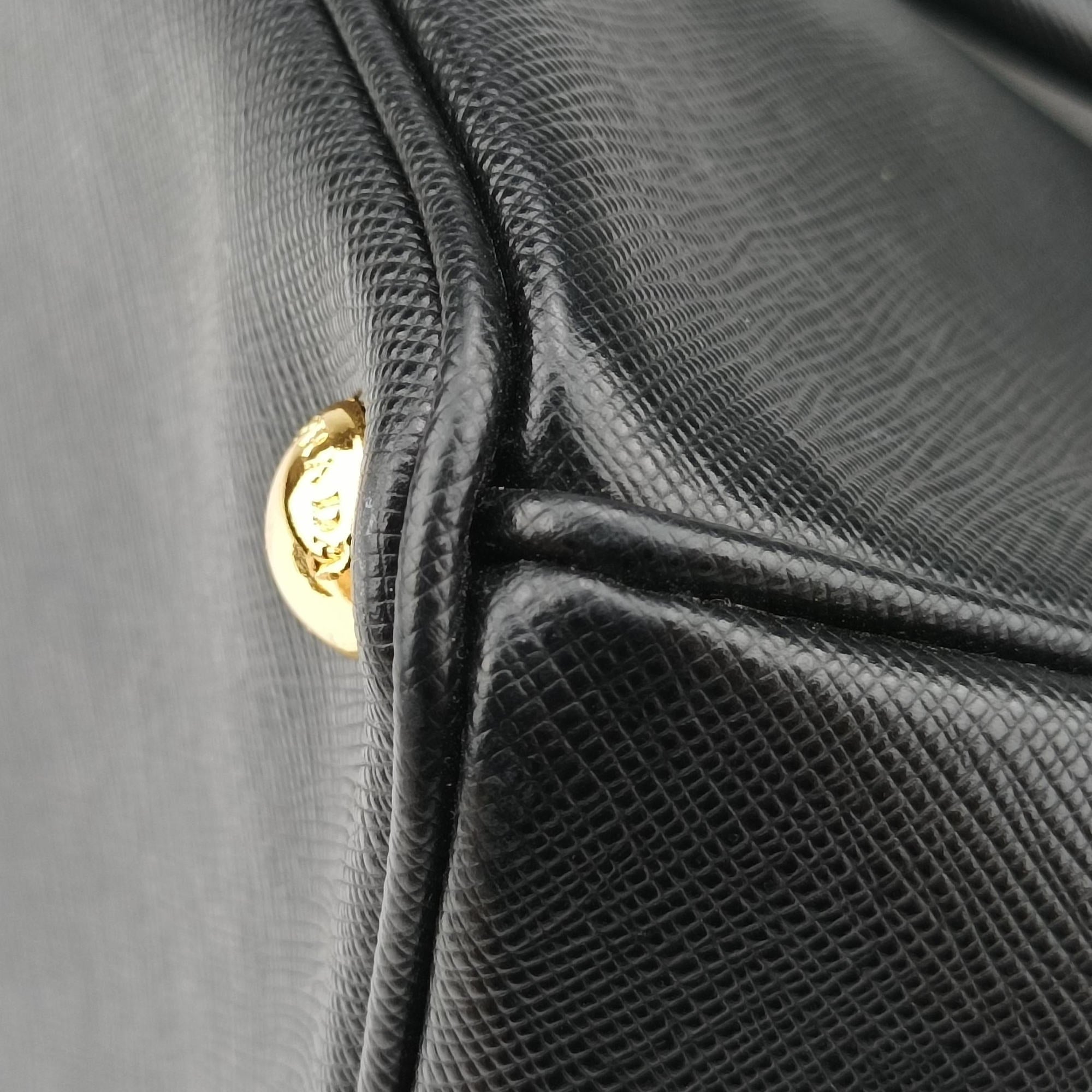 Pre-owned Prada Galleria Black SAFFIANO Leather 1BA274 shoulderbag | stylenewstar