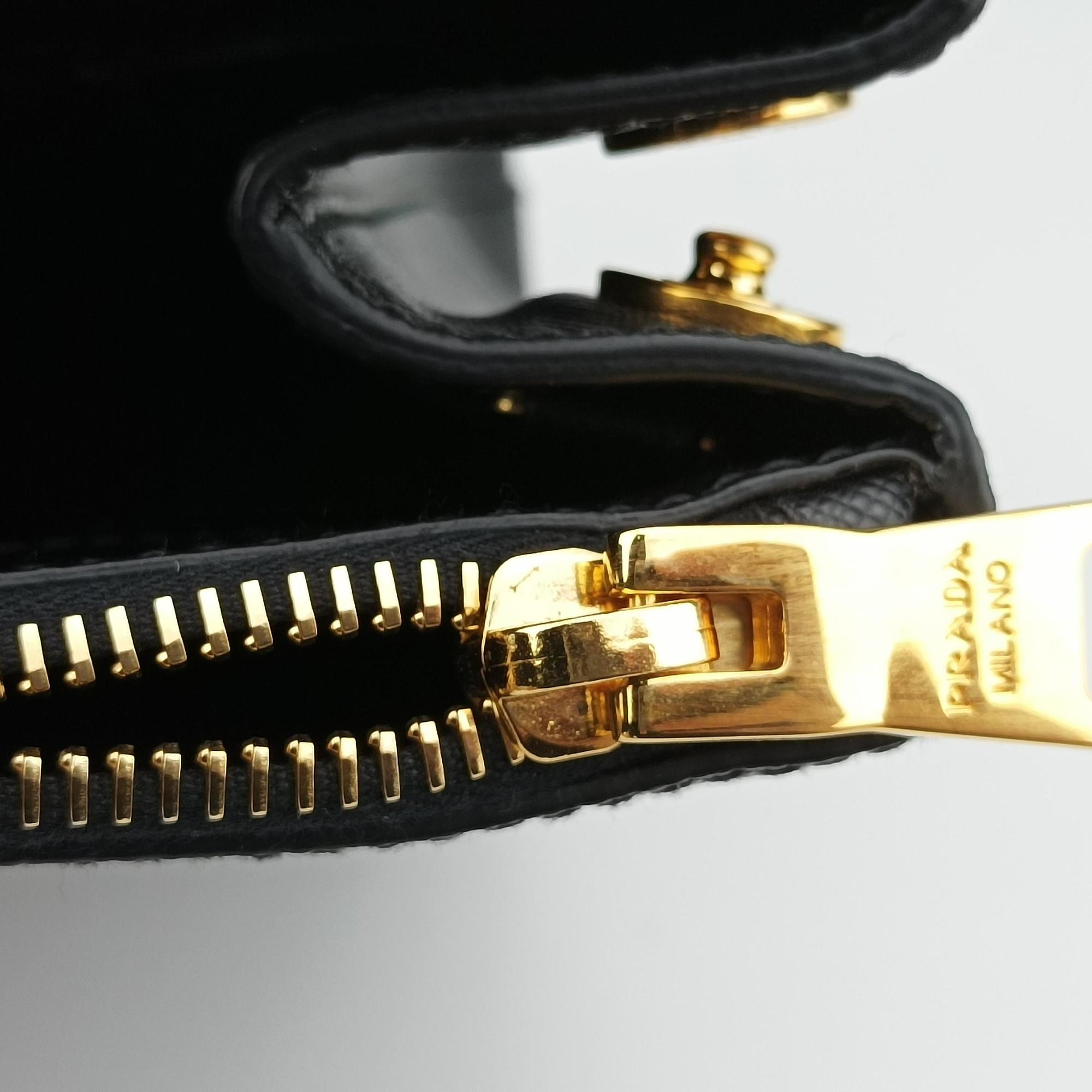 Pre-owned Prada Galleria Black SAFFIANO Leather 1BA274 shoulderbag | stylenewstar