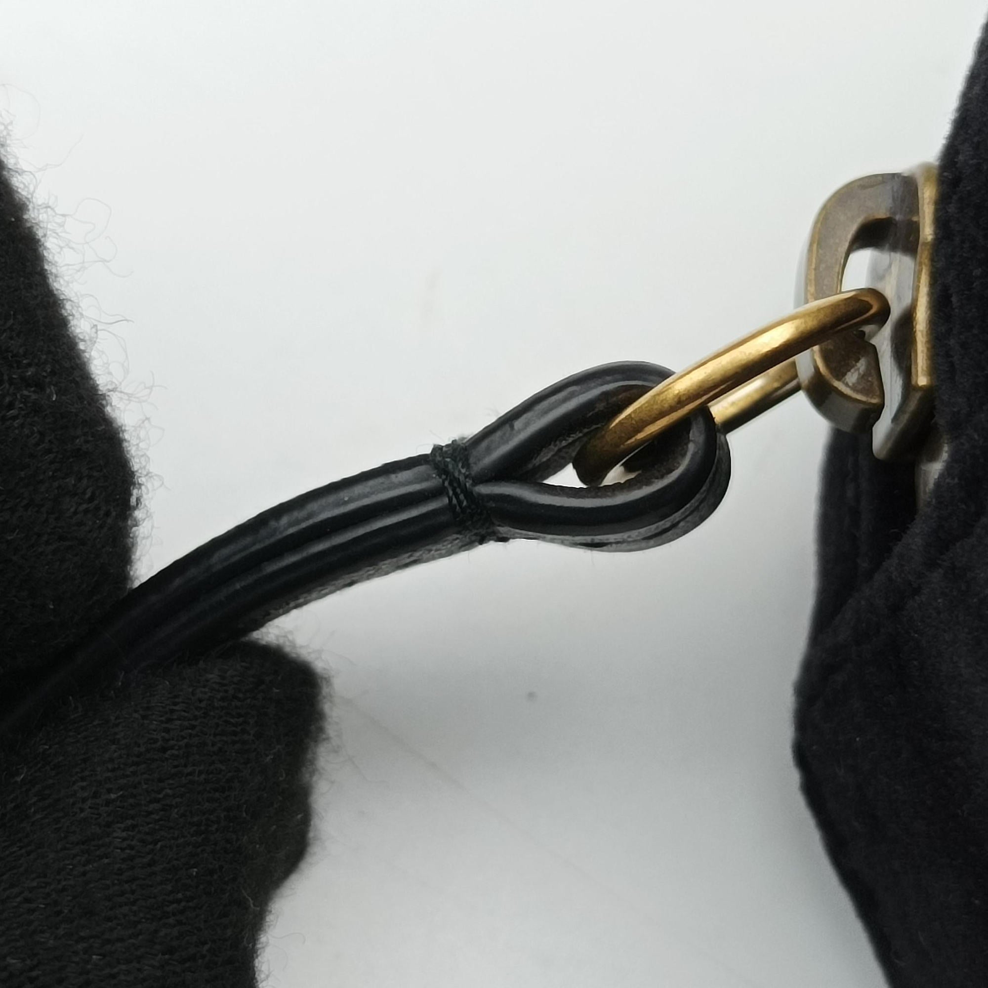 Pre-owned Gucci GG Marmont Black velour 476434 bum bag/waist bag | stylenewstar