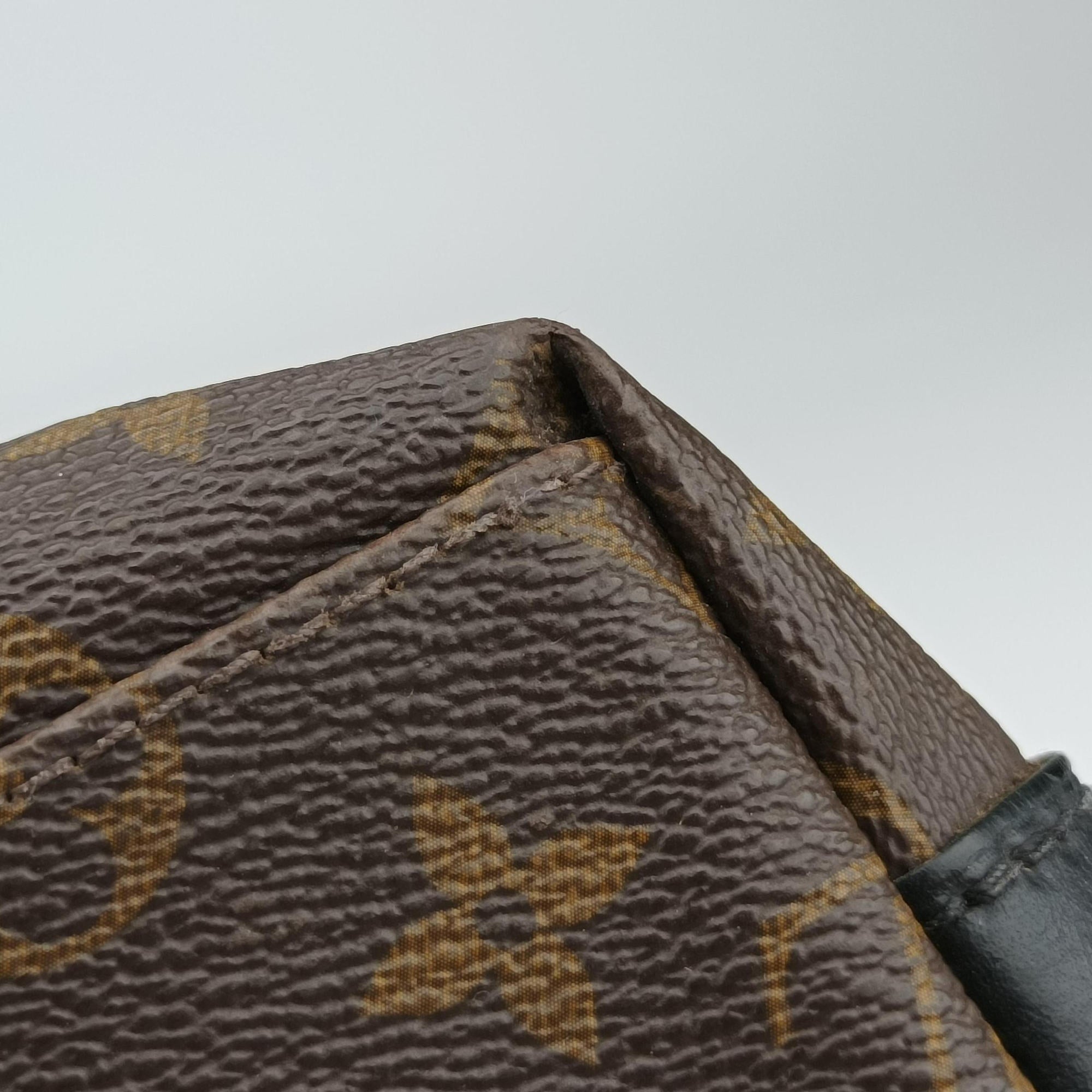 Pre-owned Louis Vuitton KITAN brown Monogram Canvas M40388 shoulderbag | stylenewstar