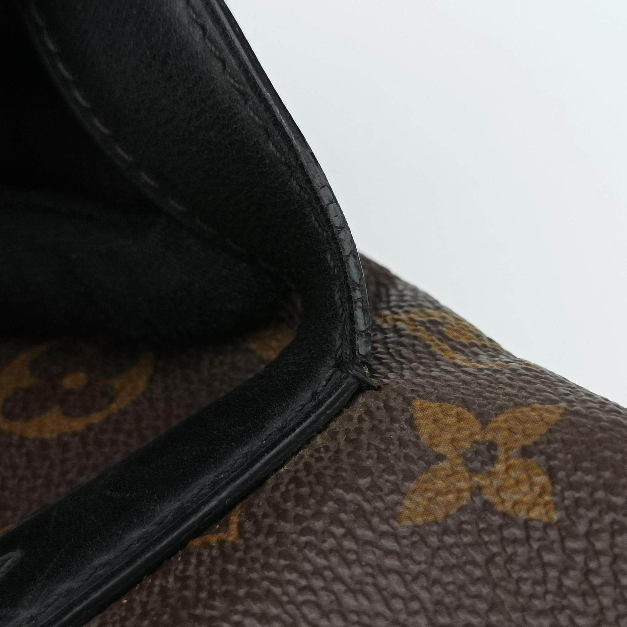 Pre-owned Louis Vuitton KITAN brown Monogram Canvas M40388 shoulderbag | stylenewstar