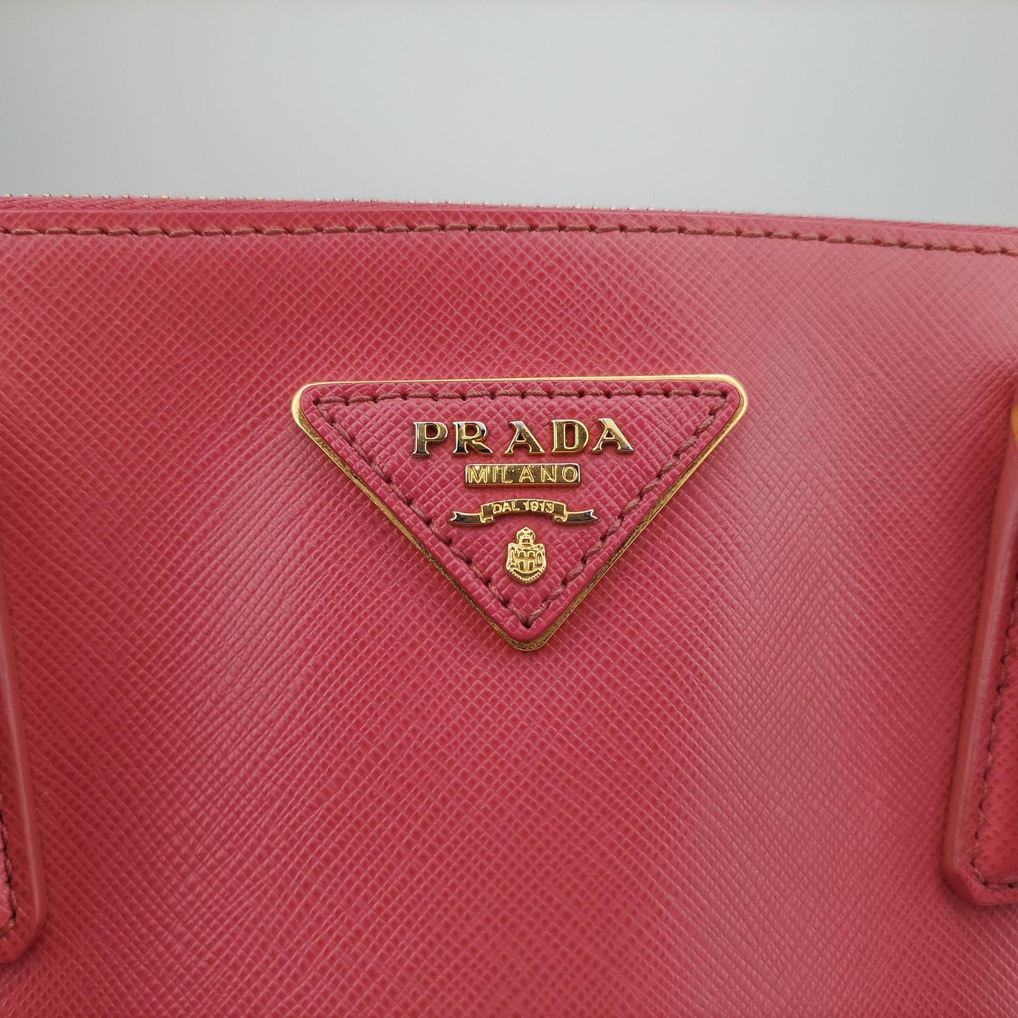 Pre-owned Prada Galleria Pink SAFFIANO Leather BN1786 shoulderbag | stylenewstar
