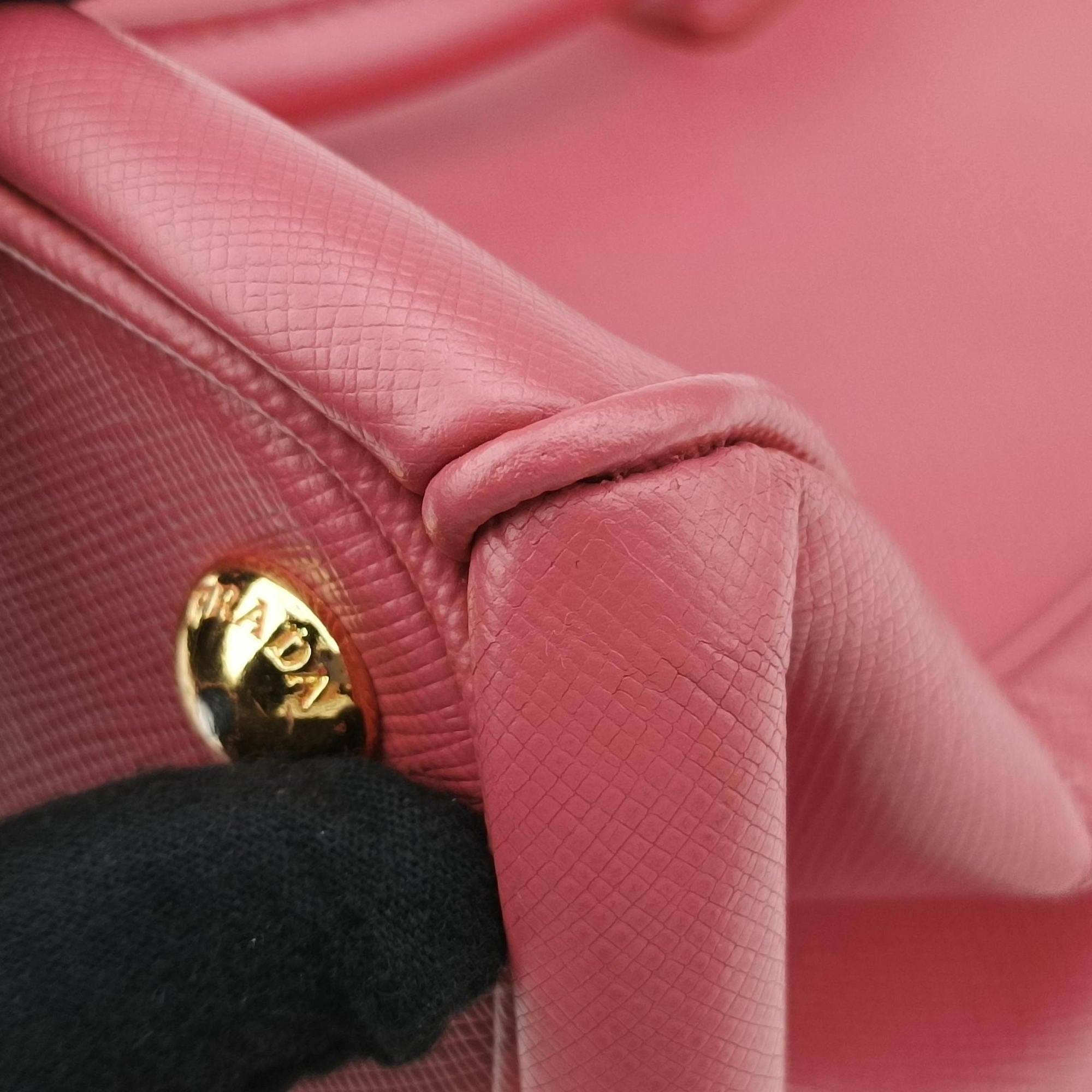 Pre-owned Prada Galleria Pink SAFFIANO Leather BN1786 shoulderbag | stylenewstar