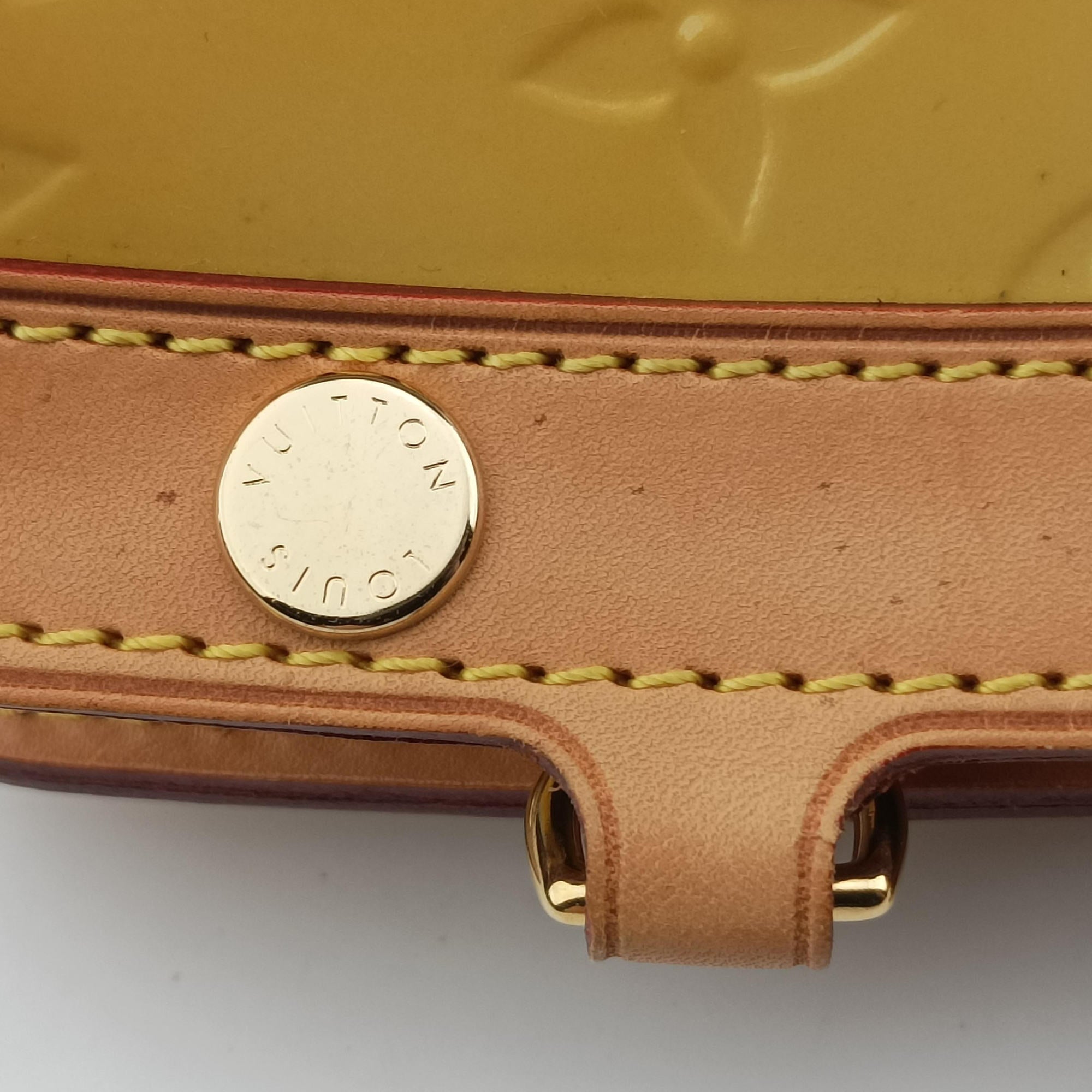 Pre-owned Louis Vuitton Brea MM Dunne Vernis M90180 shoulderbag | stylenewstar