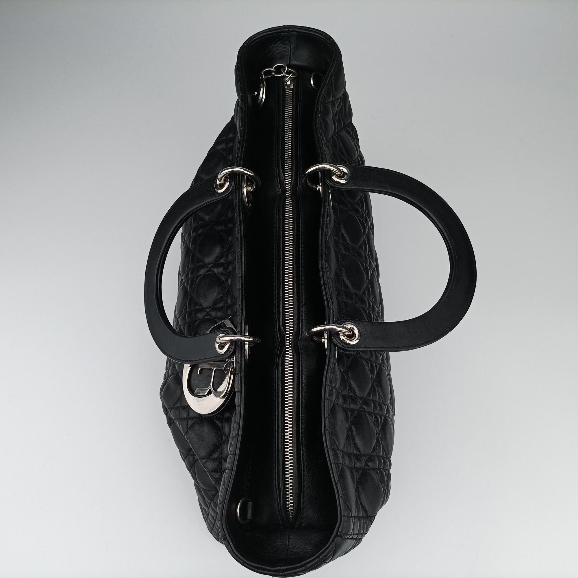 Pre-owned Christian Dior Lady Dior Black lambskin  shoulderbag | stylenewstar