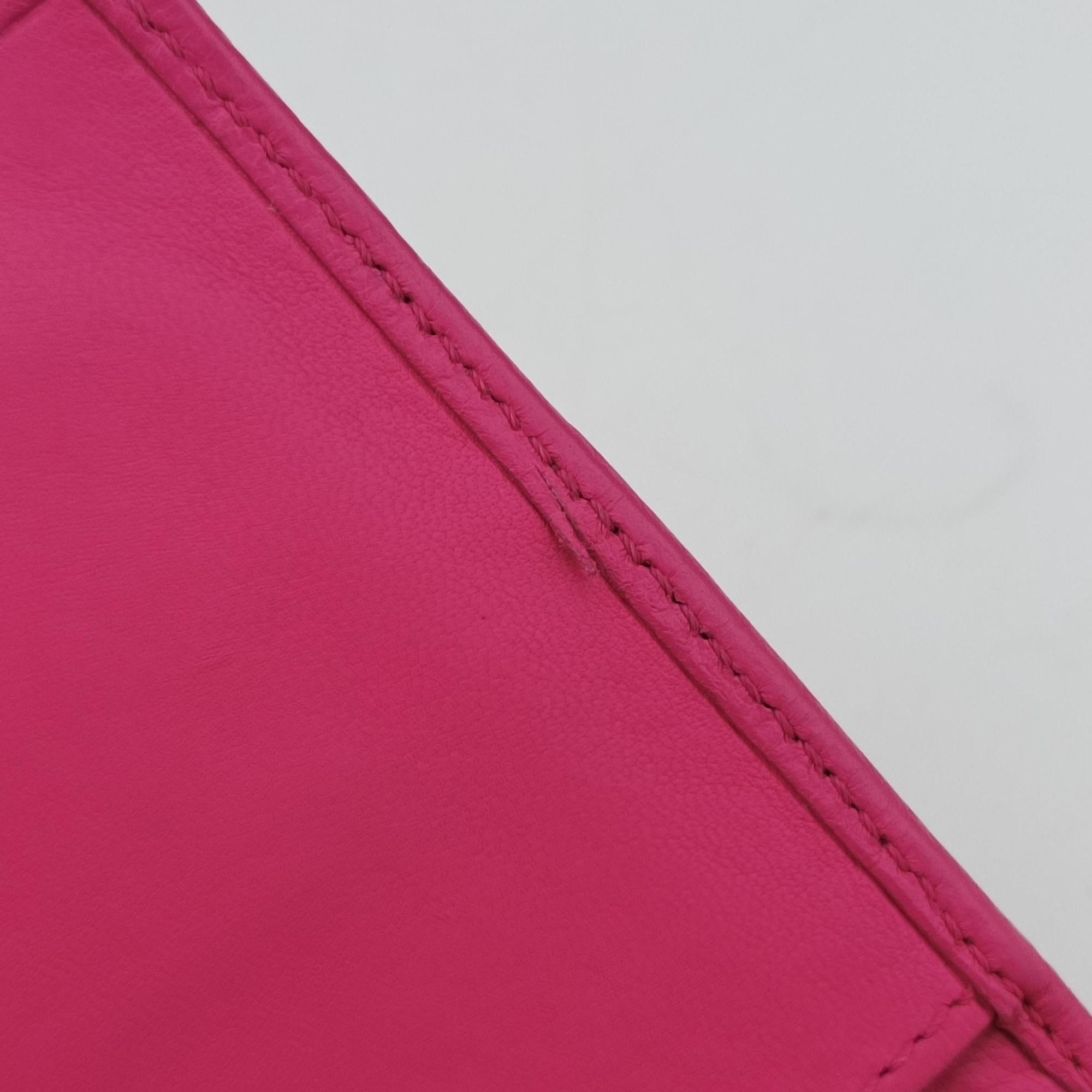 Pre-owned Fendi Embossed Logo Rose Leather 8M0219 shoulderbag | stylenewstar