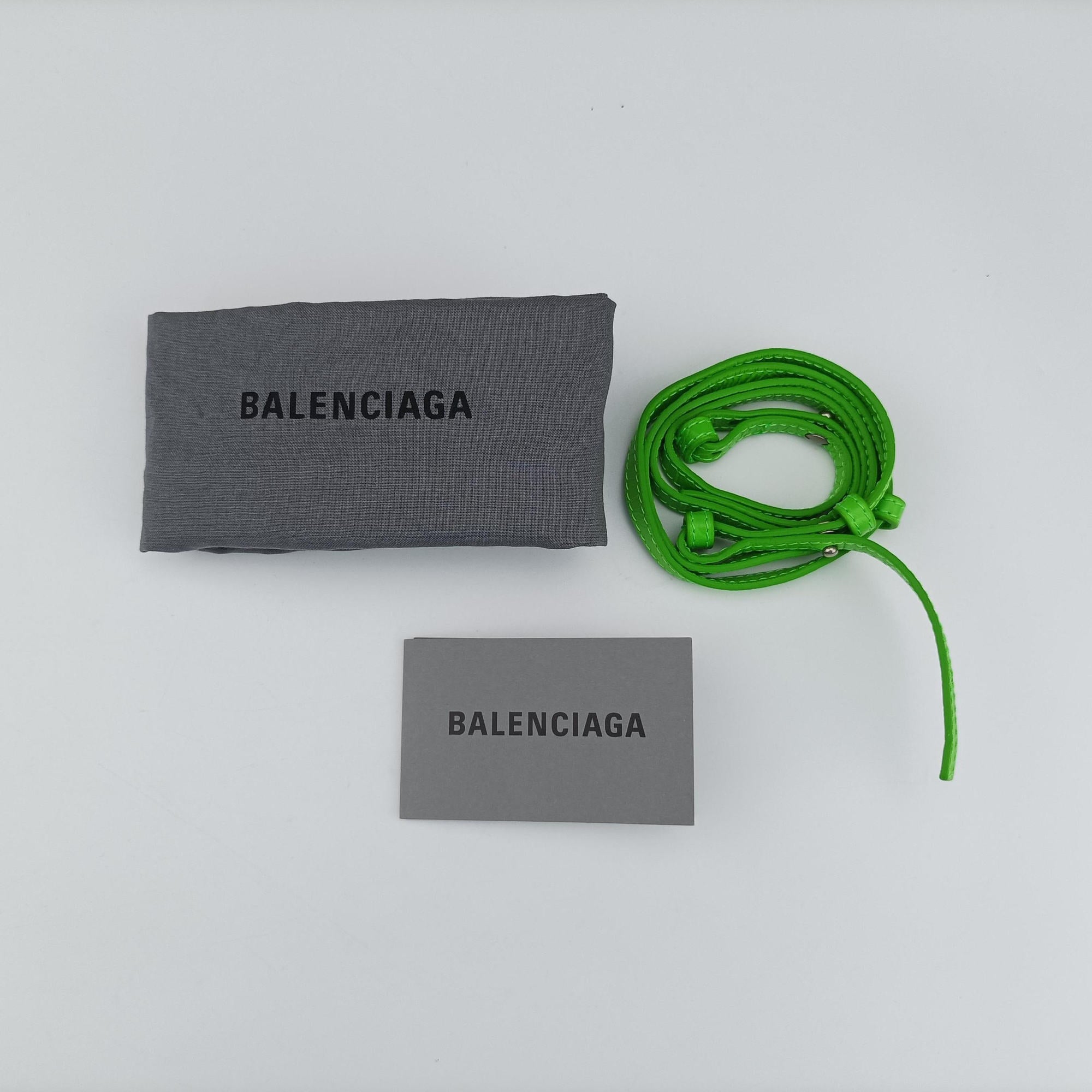 Vintage Balenciaga Le Cagole Green lambskin  shoulderbag | stylenewstar