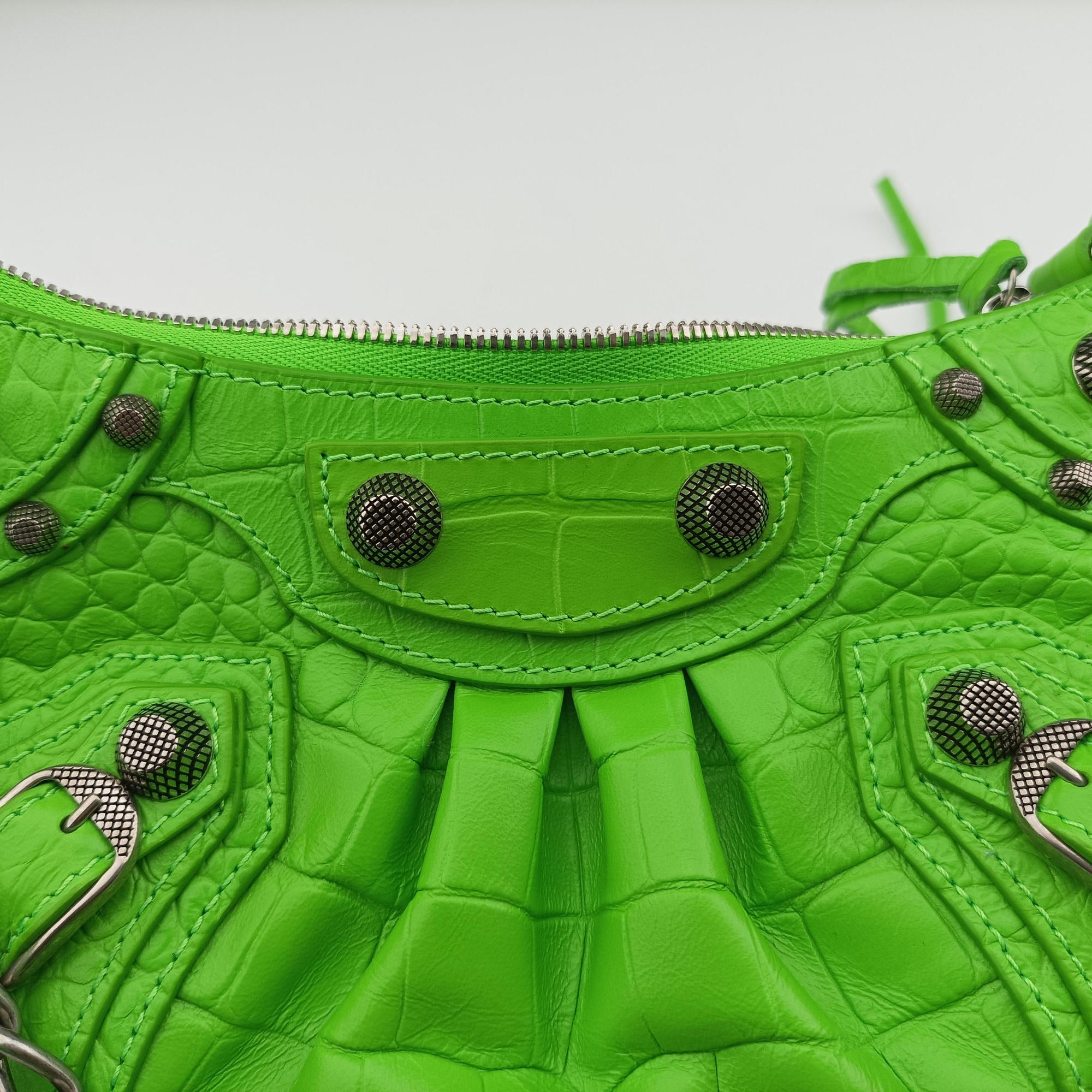 Pre-owned Balenciaga Le Cagole Green lambskin  shoulderbag | stylenewstar