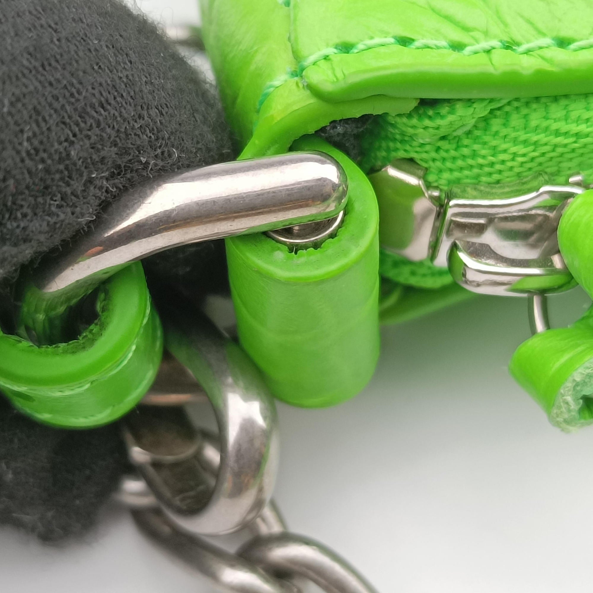 Pre-owned Balenciaga Le Cagole Green lambskin  shoulderbag | stylenewstar