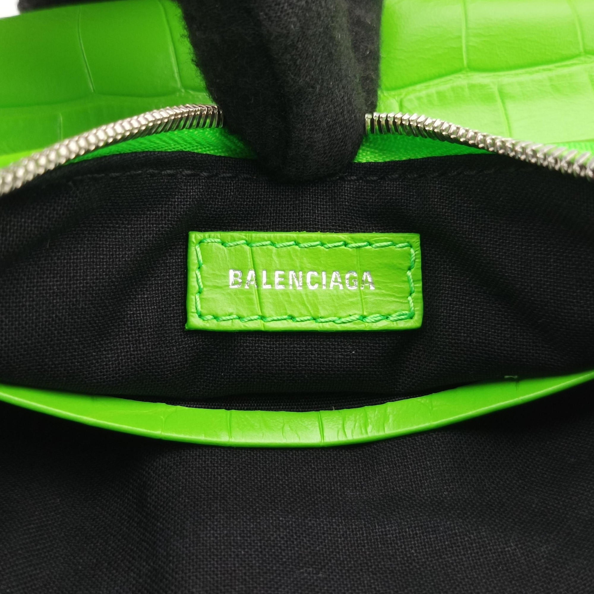 Pre-owned Balenciaga Le Cagole Green lambskin  shoulderbag | stylenewstar