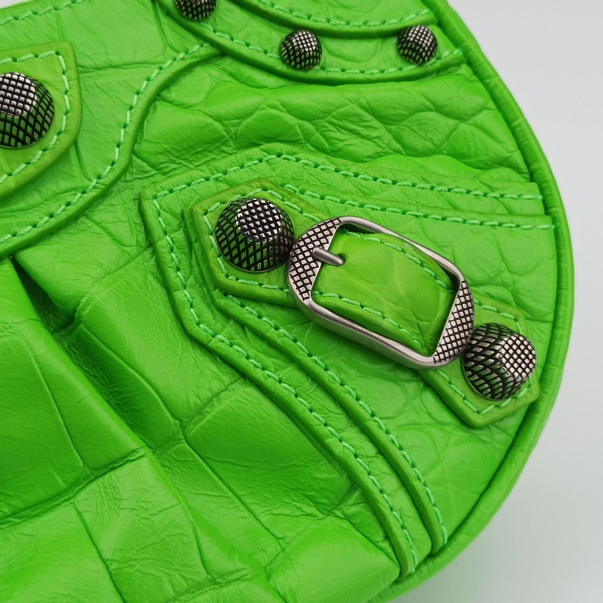 Pre-owned Balenciaga Le Cagole Green lambskin  shoulderbag | stylenewstar