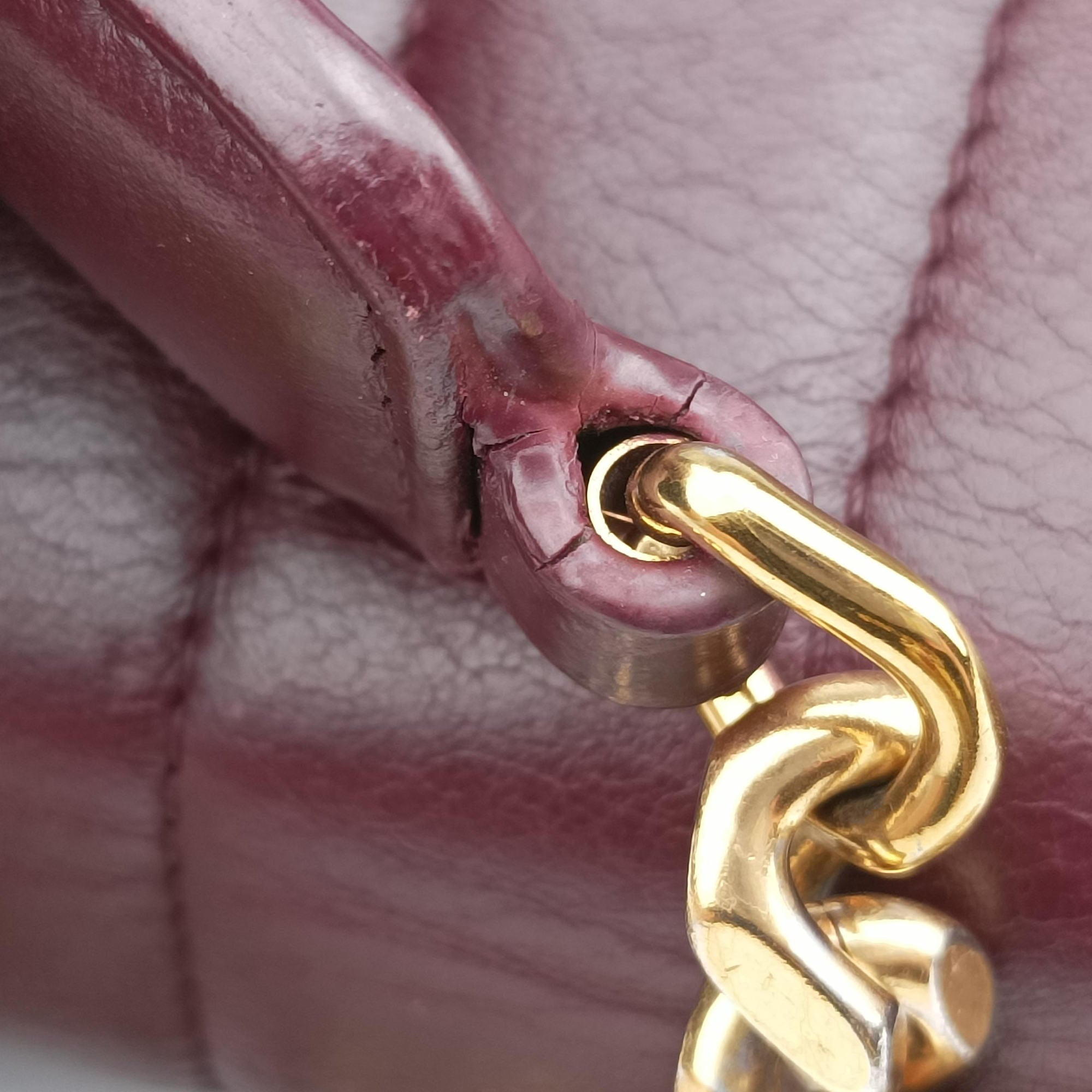 Secondhand Yves Saint Laurent VICKY Burgundy Leather 532612 shoulderbag | stylenewstar