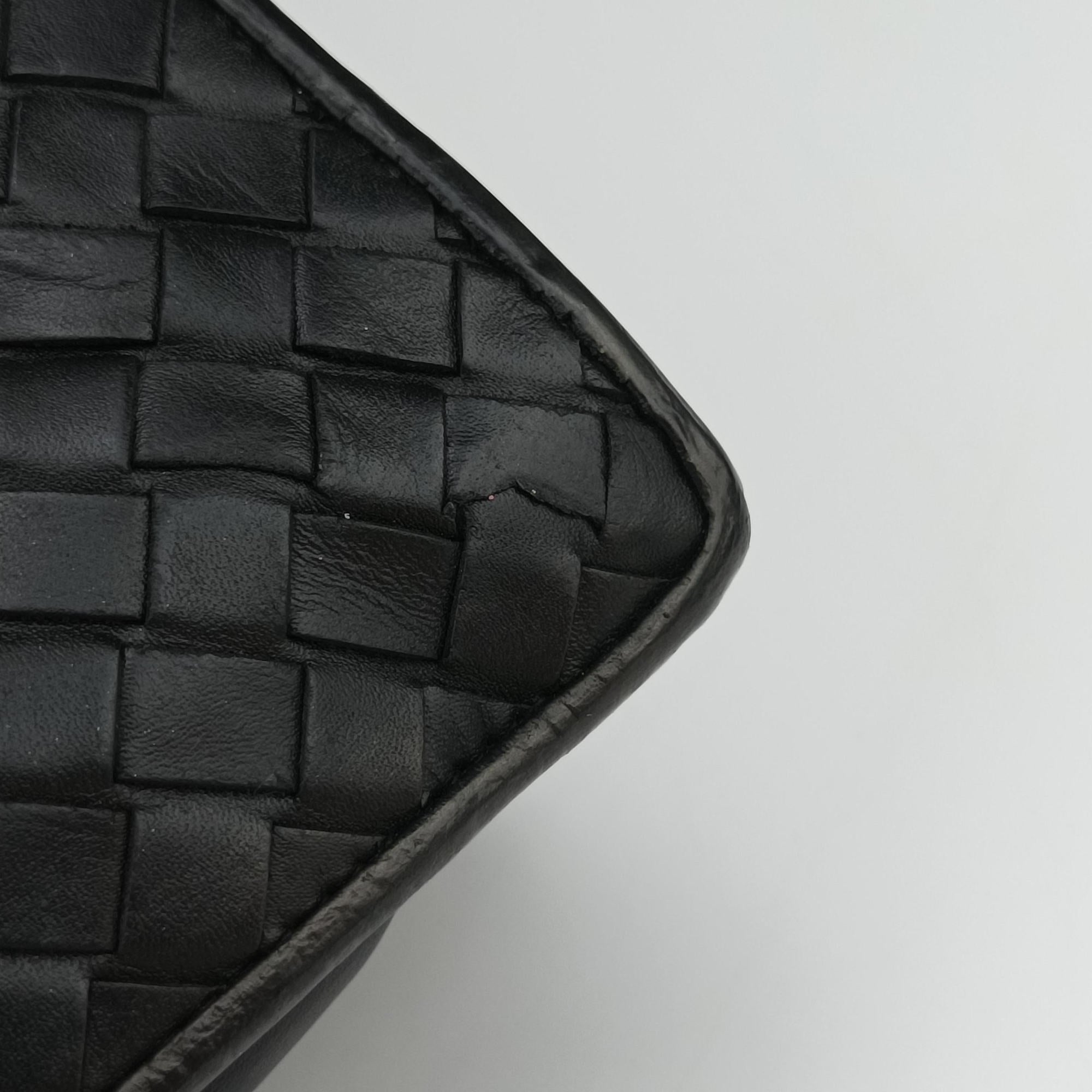 Secondhand Bottega Veneta Intrecciato Black lambskin  handbag | stylenewstar