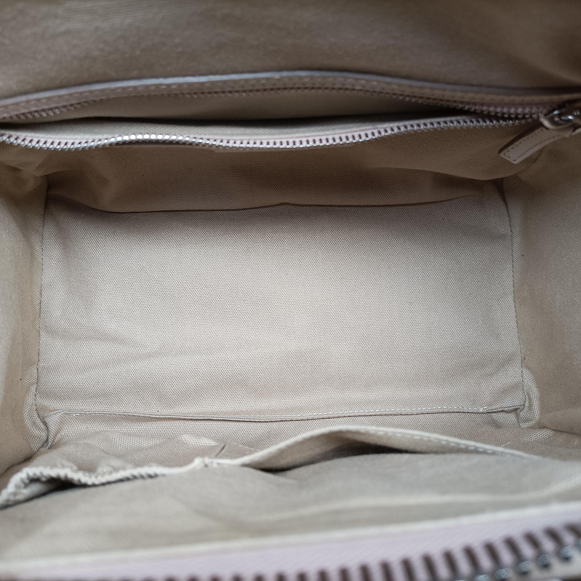 Pre-owned Givenchy Antigona Beige Leather  shoulderbag | stylenewstar