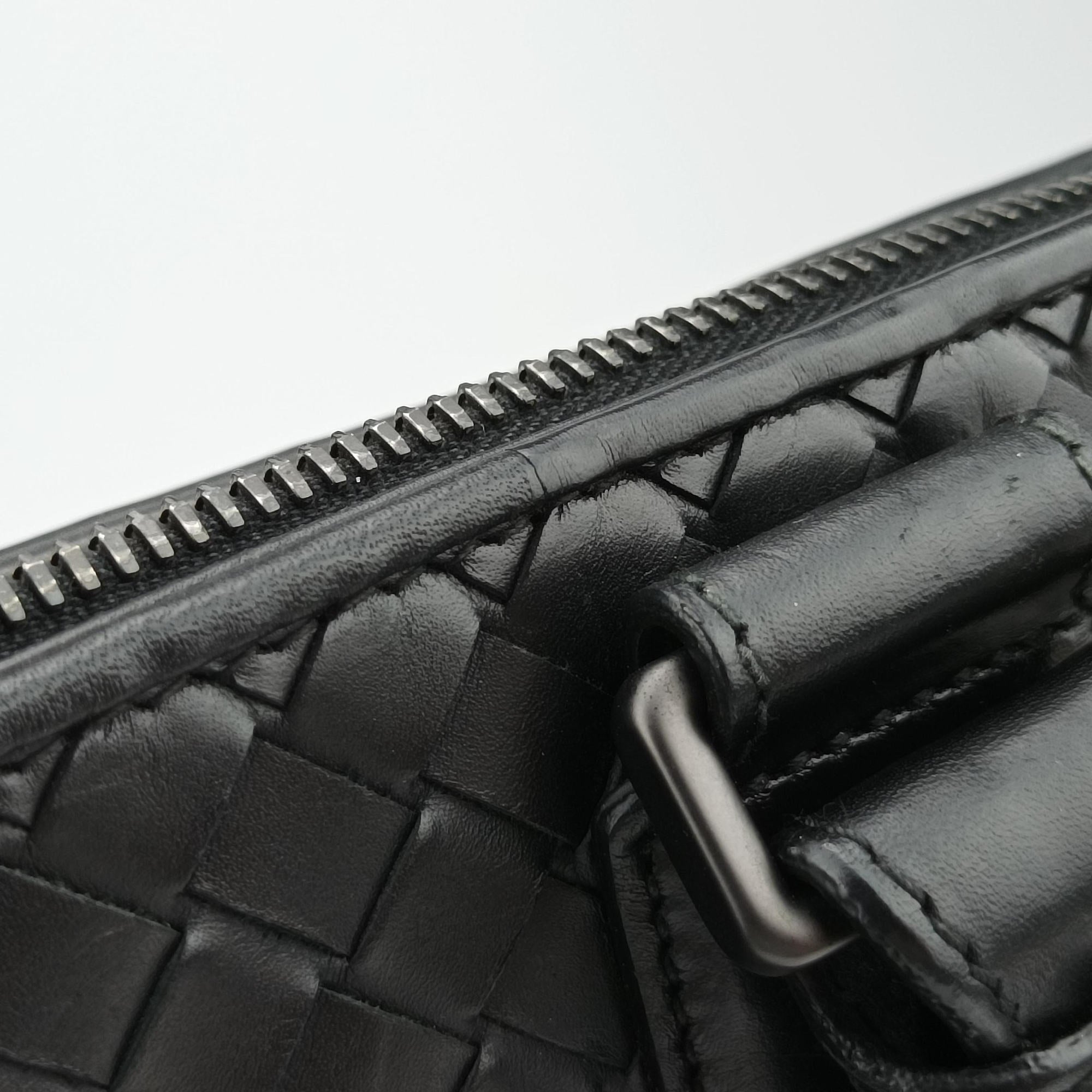 Pre-owned Bottega Veneta Intrecciato Black lambskin  handbag | stylenewstar