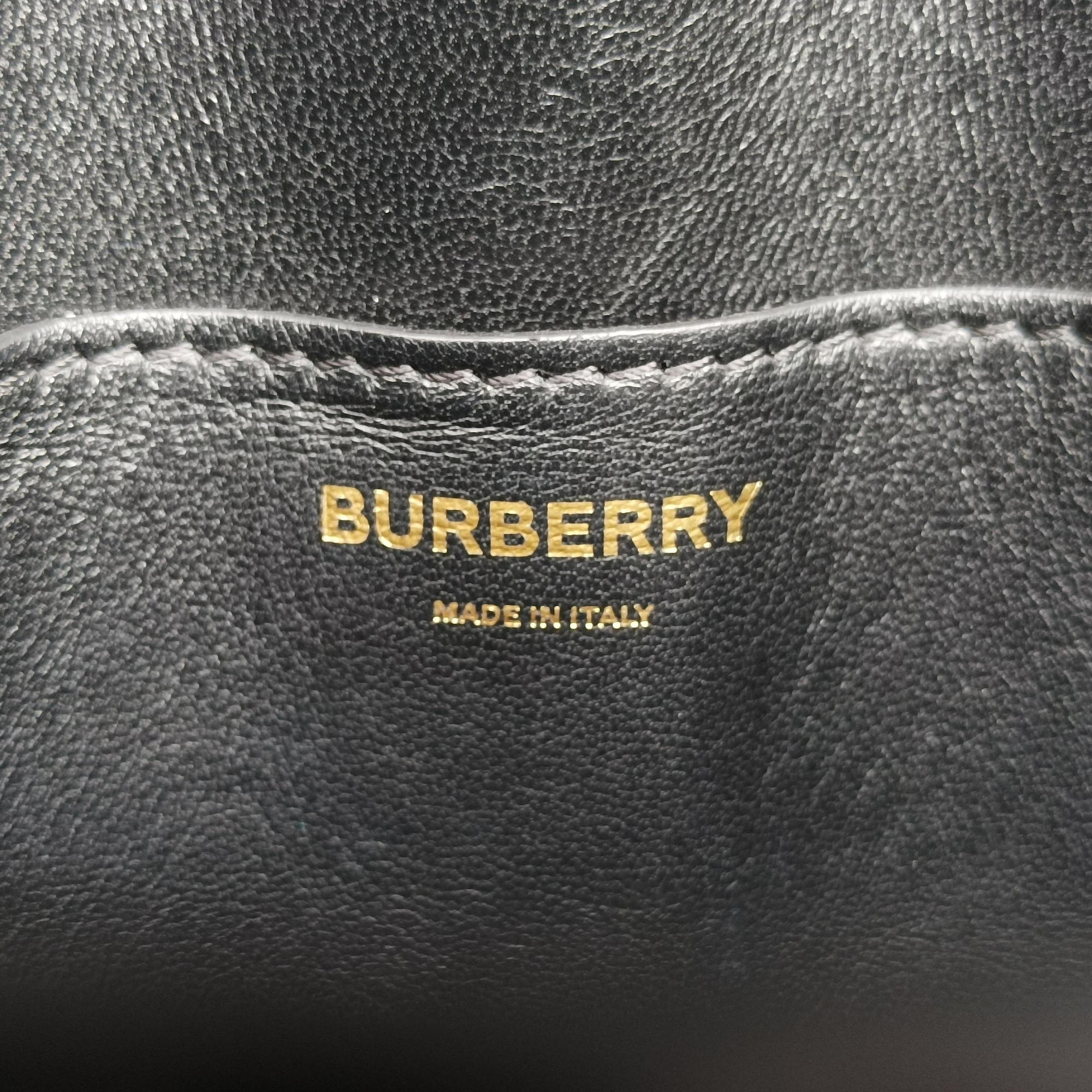 Pre-owned Burberry TB logo Black Leather  bum bag/waist bag | stylenewstar