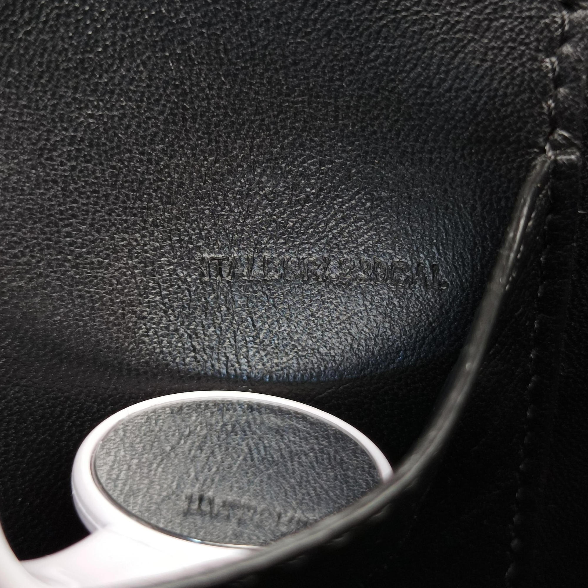 Pre-owned Burberry TB logo Black Leather  bum bag/waist bag | stylenewstar