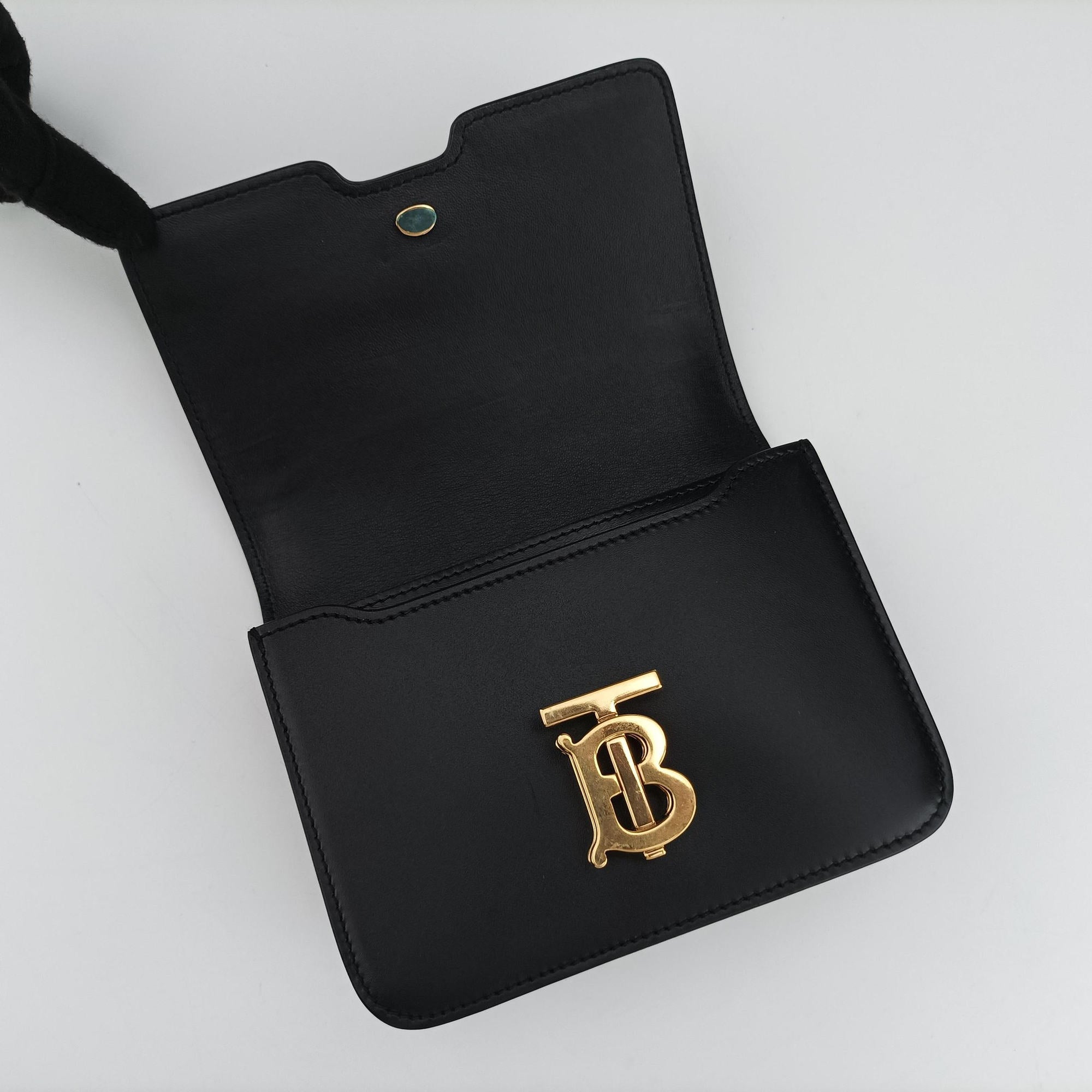 Pre-owned Burberry TB logo Black Leather  bum bag/waist bag | stylenewstar