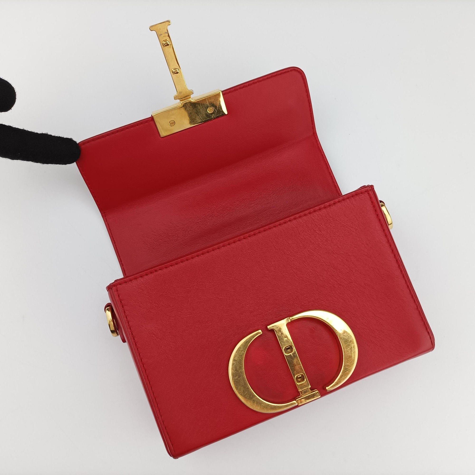 Pre-owned Christian Dior 30 MONTAIGNE Red Leather  shoulderbag | stylenewstar