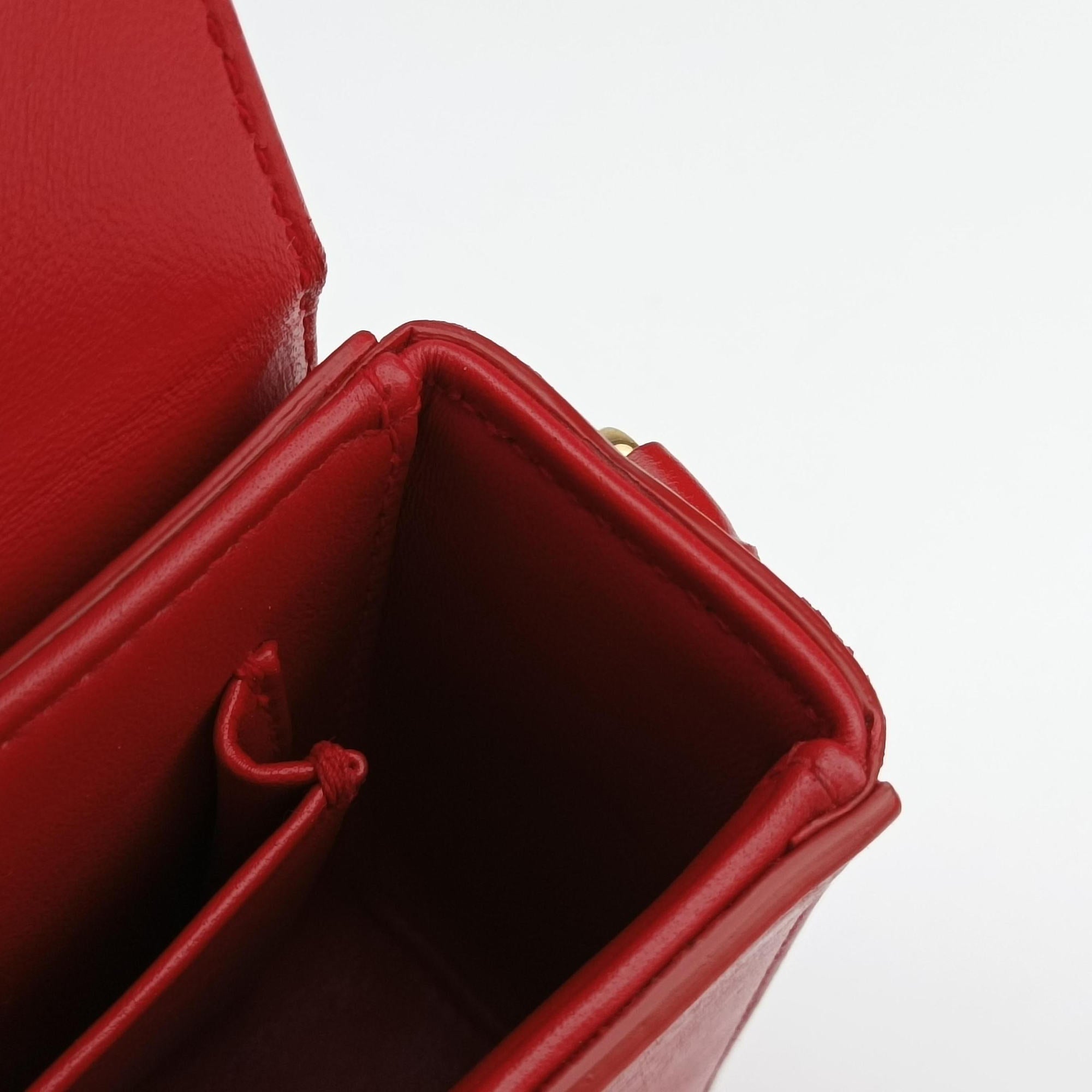 Pre-owned Christian Dior 30 MONTAIGNE Red Leather  shoulderbag | stylenewstar