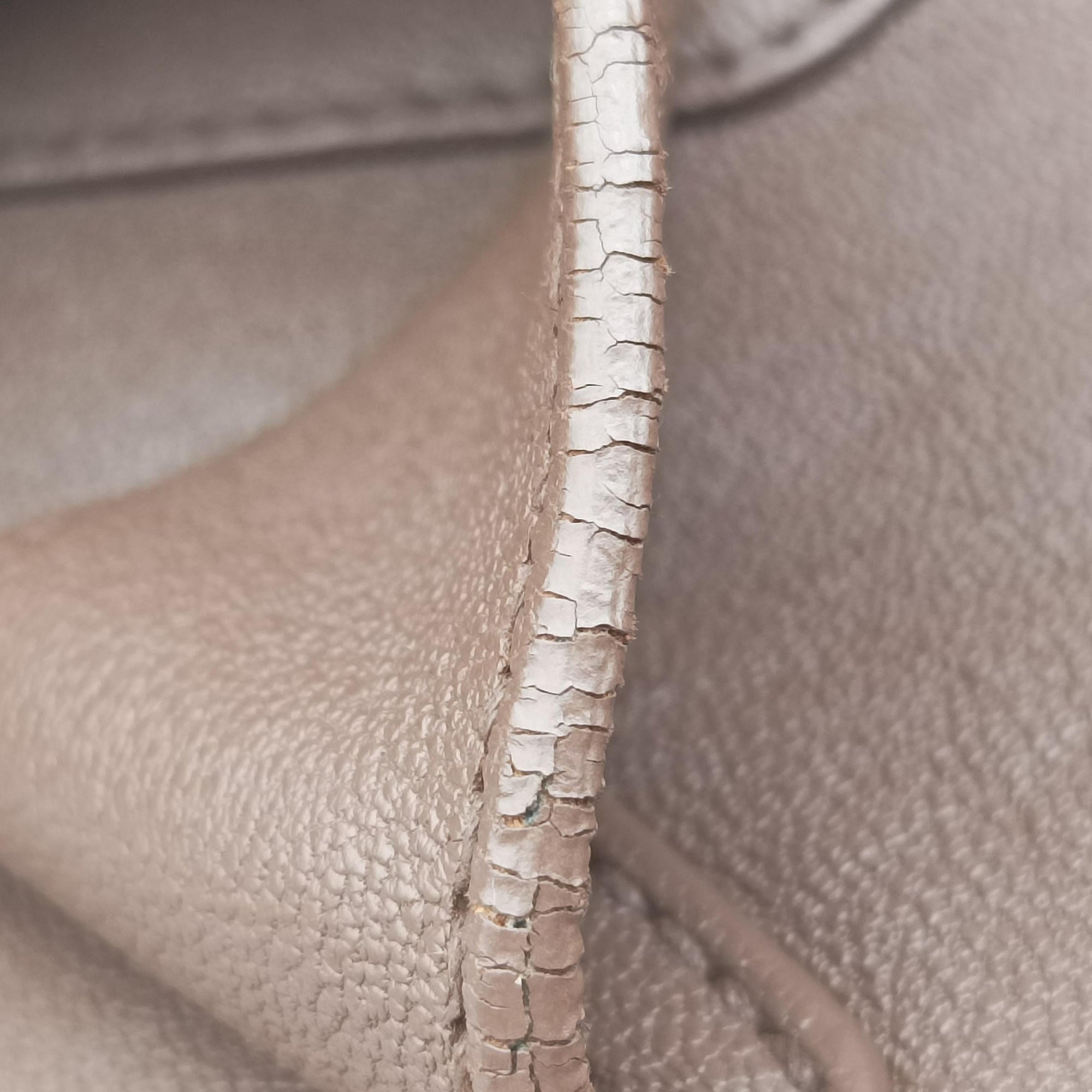 Pre-owned Yves Saint Laurent Y LIGNE Petit Cabas Brown Leather 275091 handbag | stylenewstar