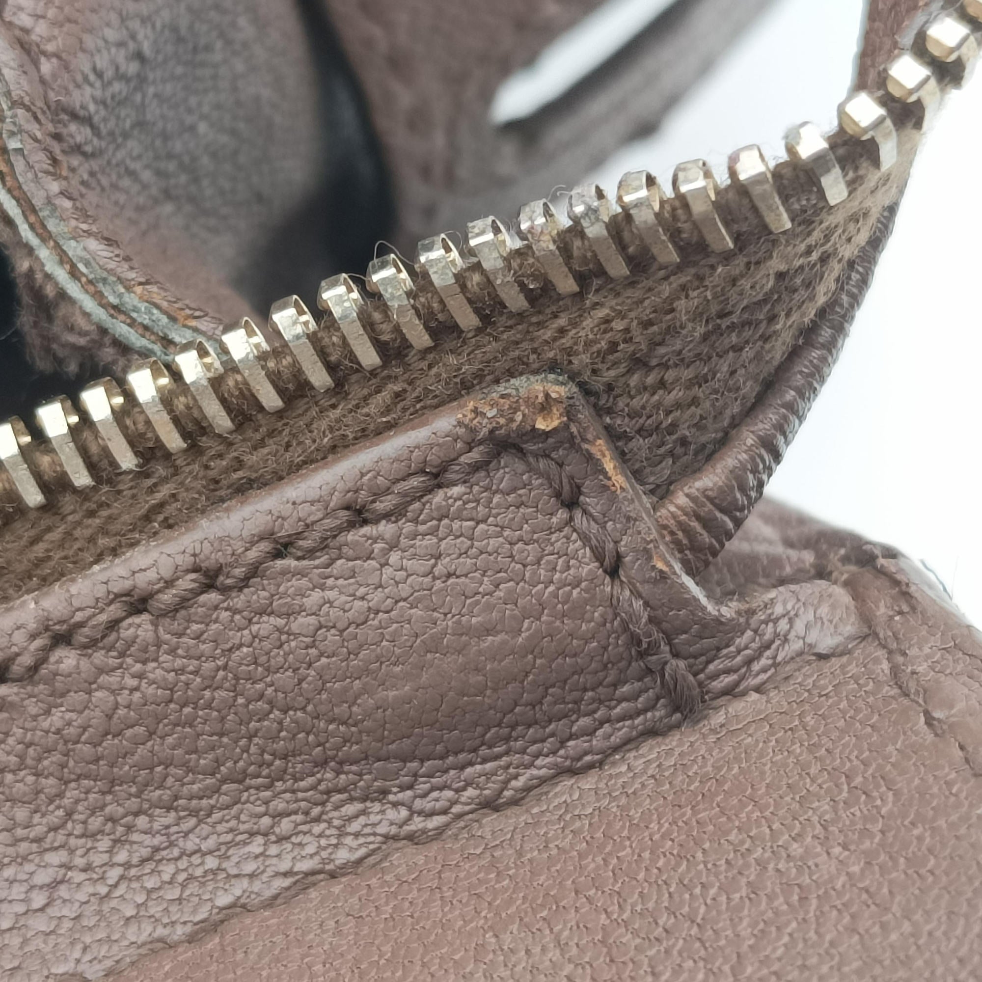 Pre-owned Yves Saint Laurent Y LIGNE Petit Cabas Brown Leather 275091 handbag | stylenewstar