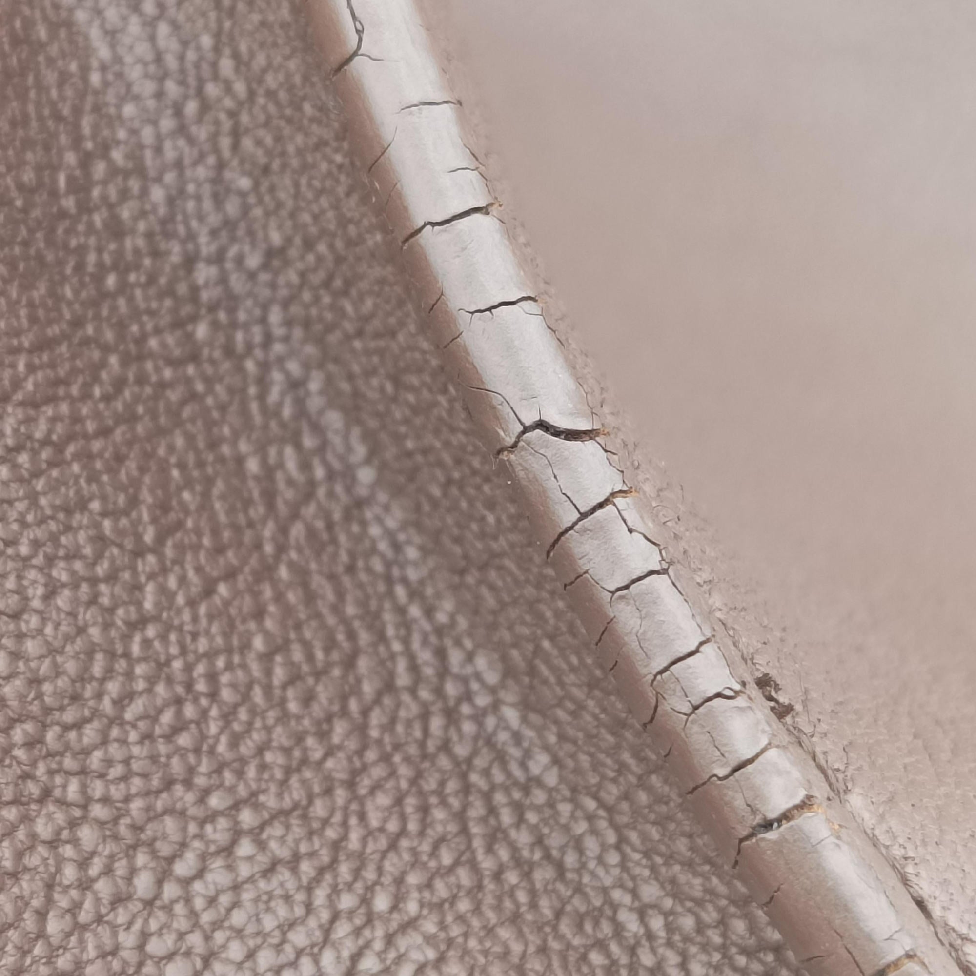 Pre-owned Yves Saint Laurent Y LIGNE Petit Cabas Brown Leather 275091 handbag | stylenewstar