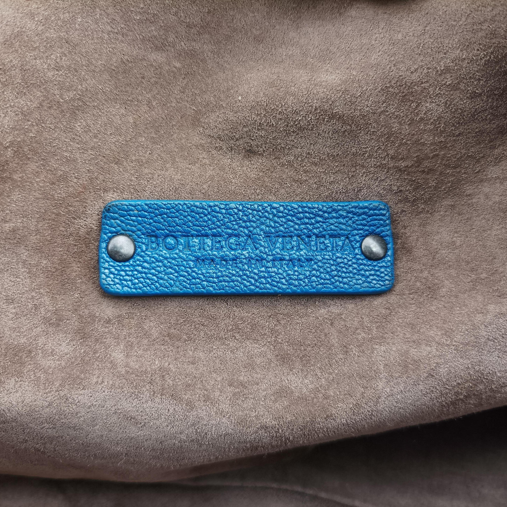 Pre-owned Bottega Veneta Boston Zip Detail Blue Leather  handbag | stylenewstar