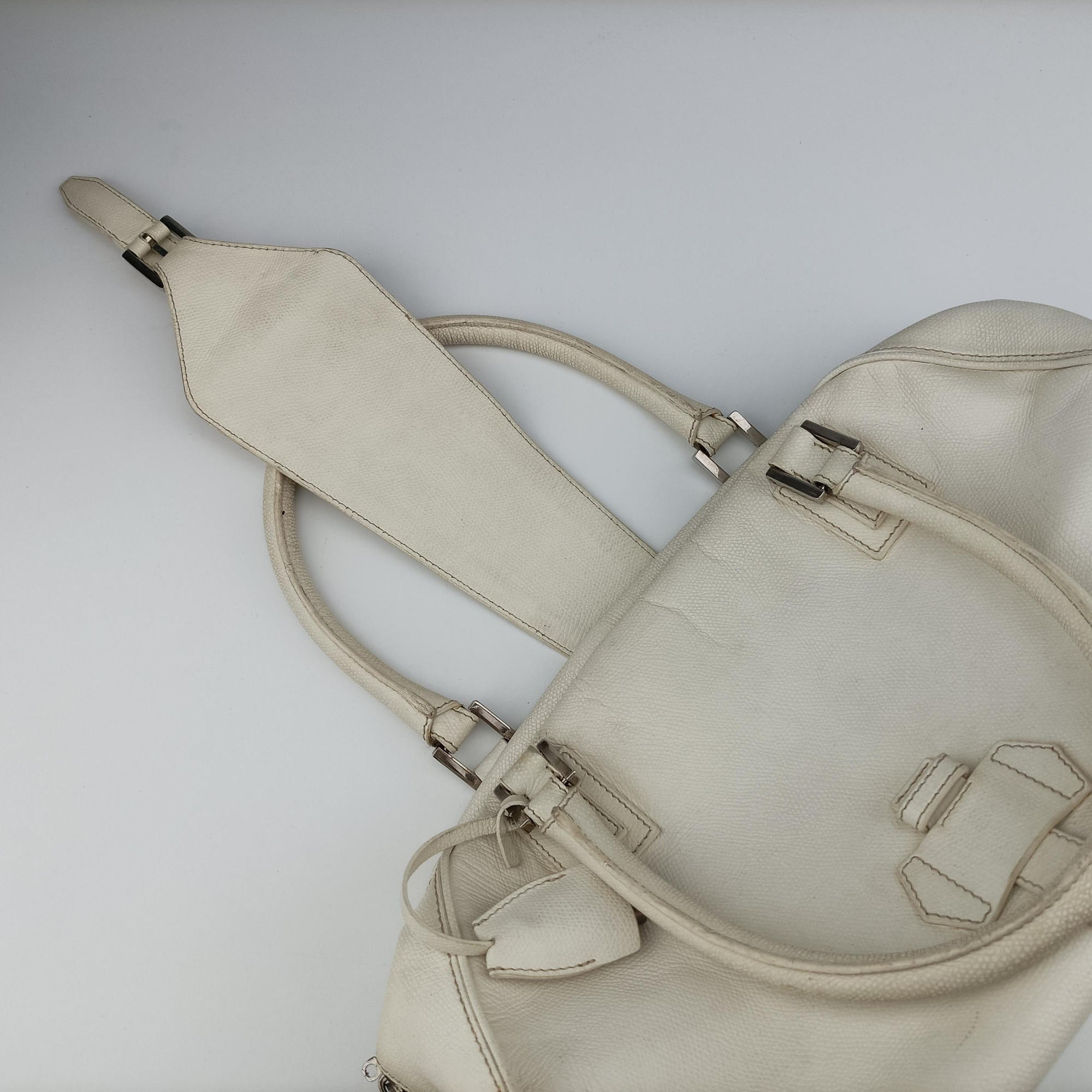 Secondhand Loewe Senda White Leather  handbag | stylenewstar