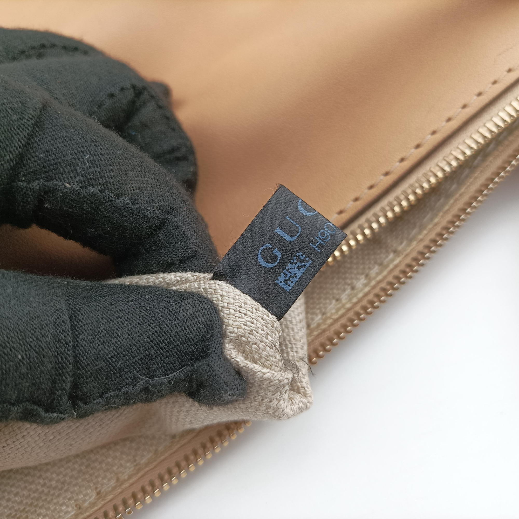 Pre-owned Gucci Handmade Camel leather 263952 shoulderbag | stylenewstar